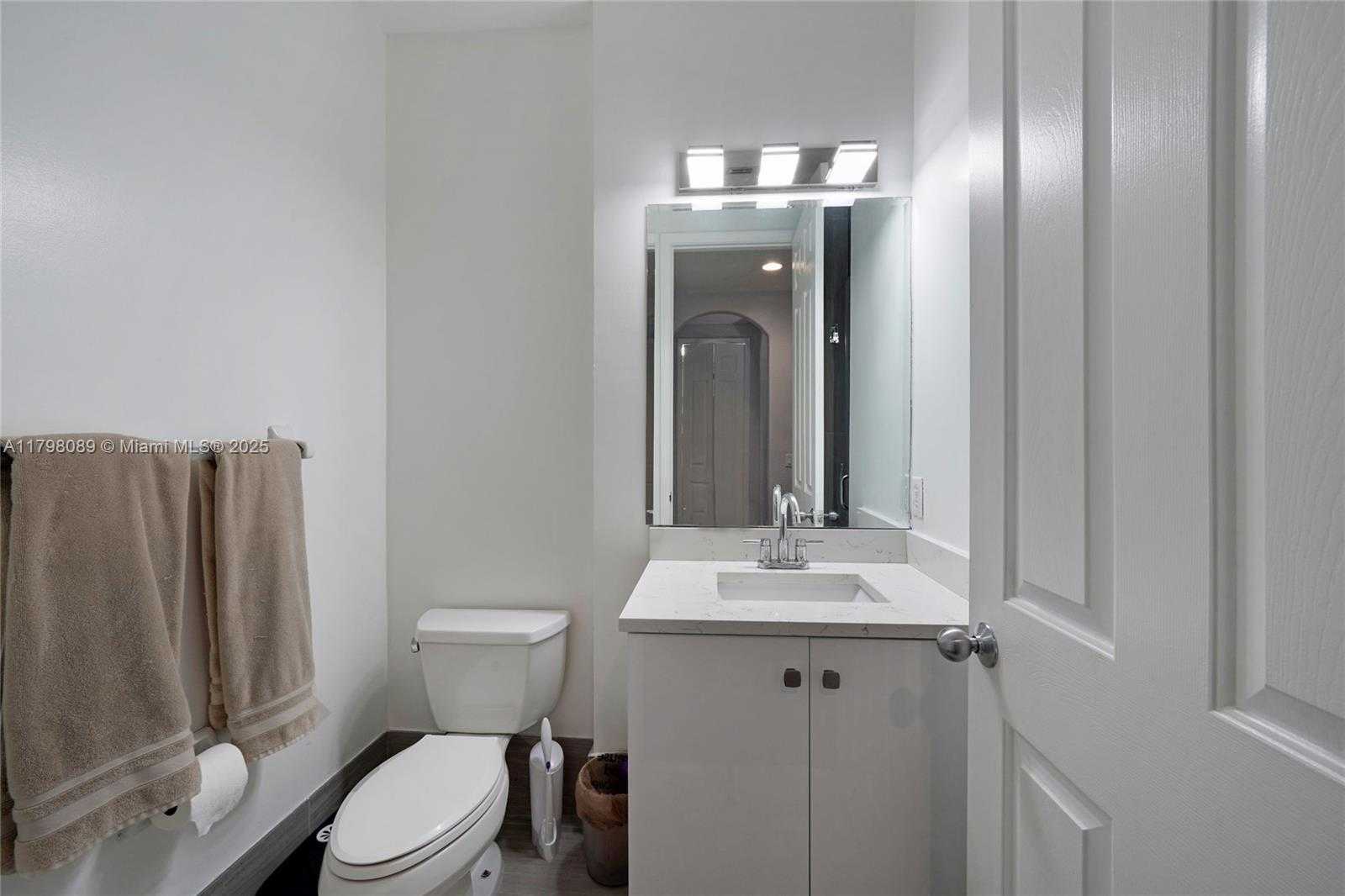 Small Image of 7567 SOUTH WEST 189TH ST, Cutler Bay Number 36