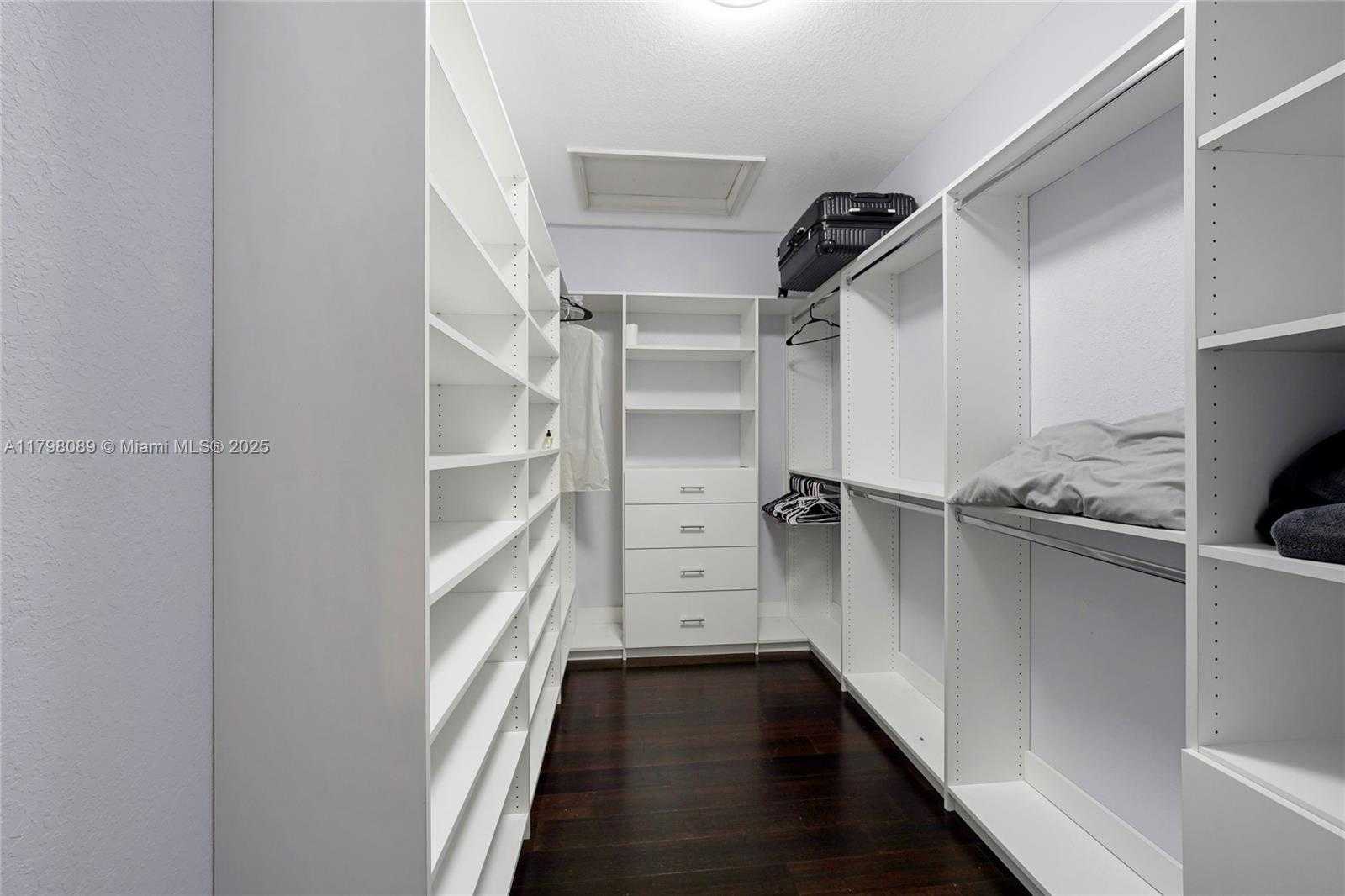 Small Image of 7567 SOUTH WEST 189TH ST, Cutler Bay Number 39