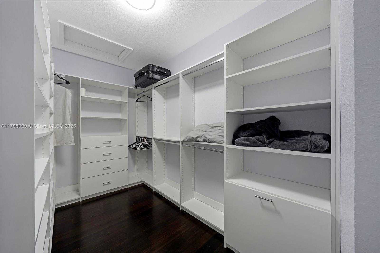 Small Image of 7567 SOUTH WEST 189TH ST, Cutler Bay Number 40