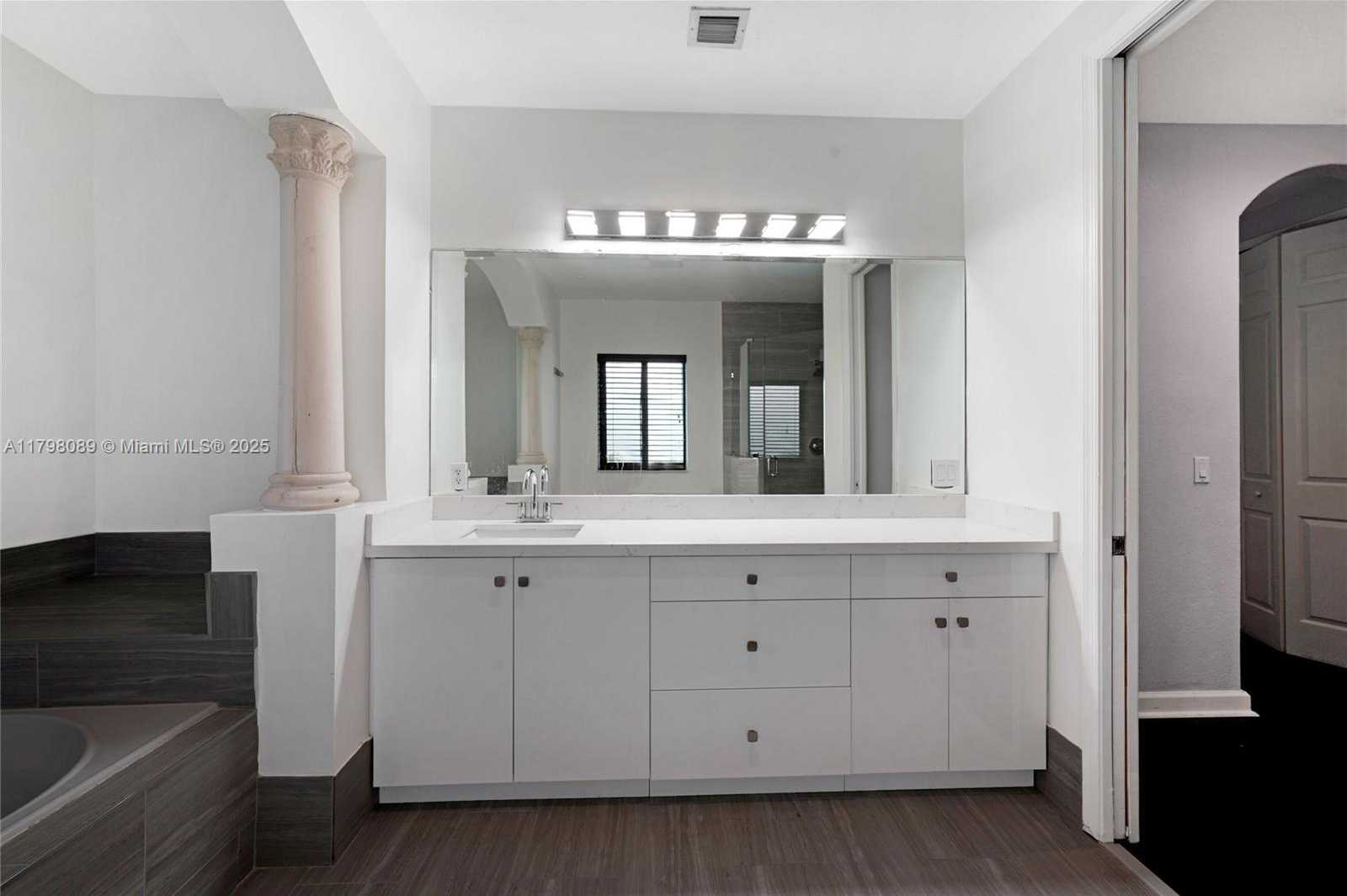 Small Image of 7567 SOUTH WEST 189TH ST, Cutler Bay Number 44