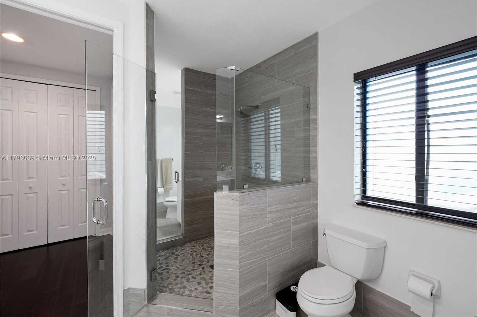 Small Image of 7567 SOUTH WEST 189TH ST, Cutler Bay Number 45