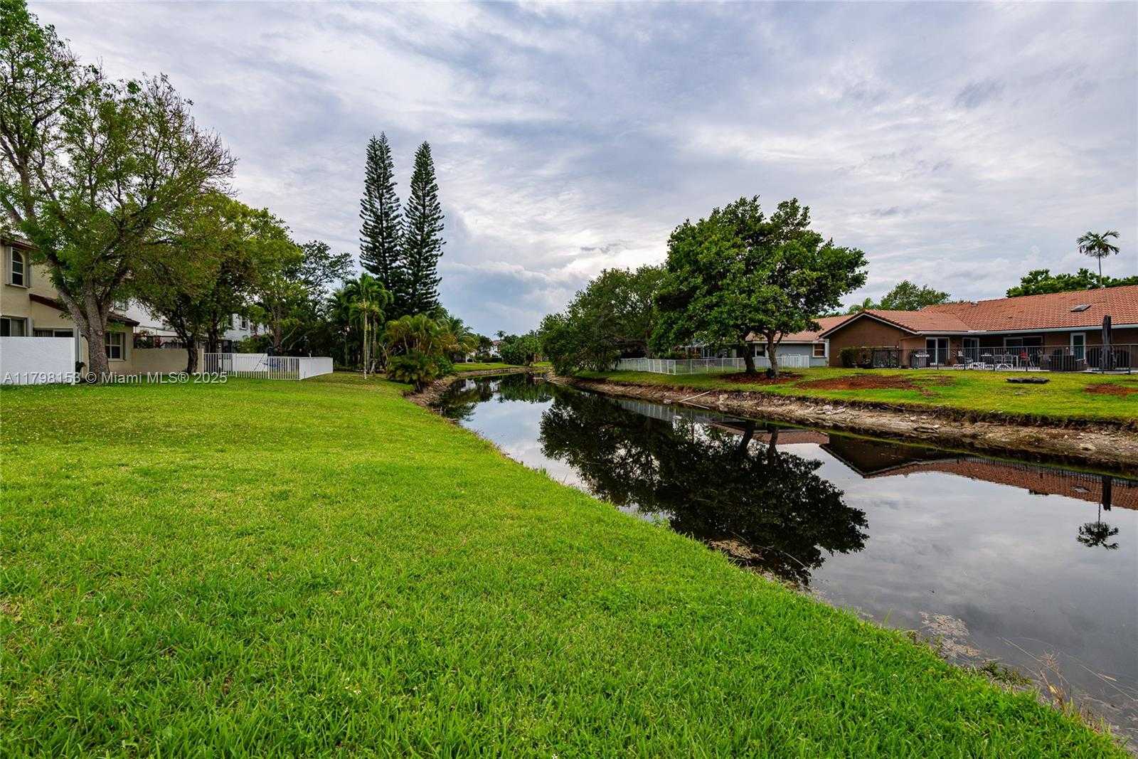 Small Image of 216 NORTH WEST 118TH DR, Coral Springs Number 29