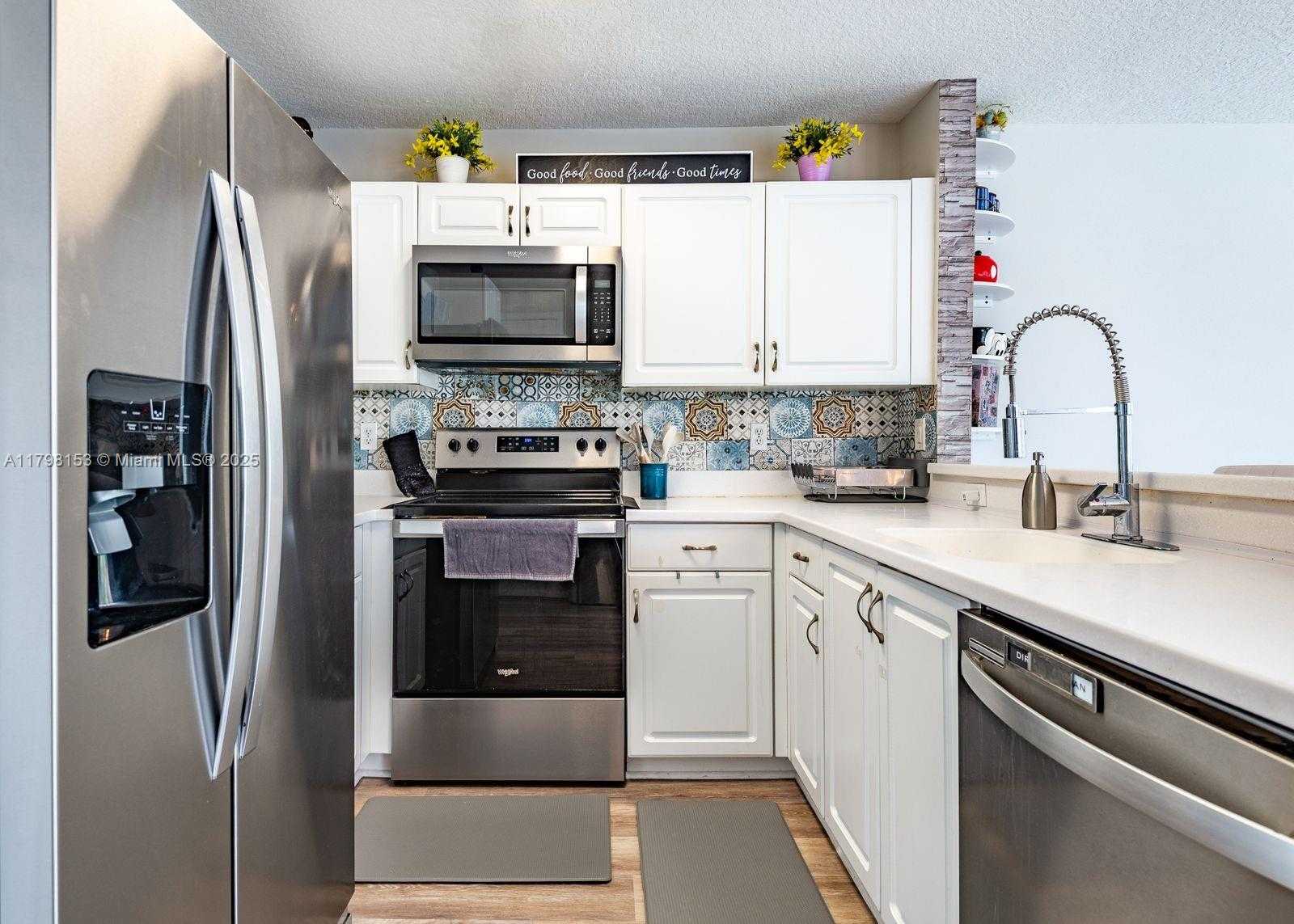 Small Image of 216 NORTH WEST 118TH DR, Coral Springs Number 5