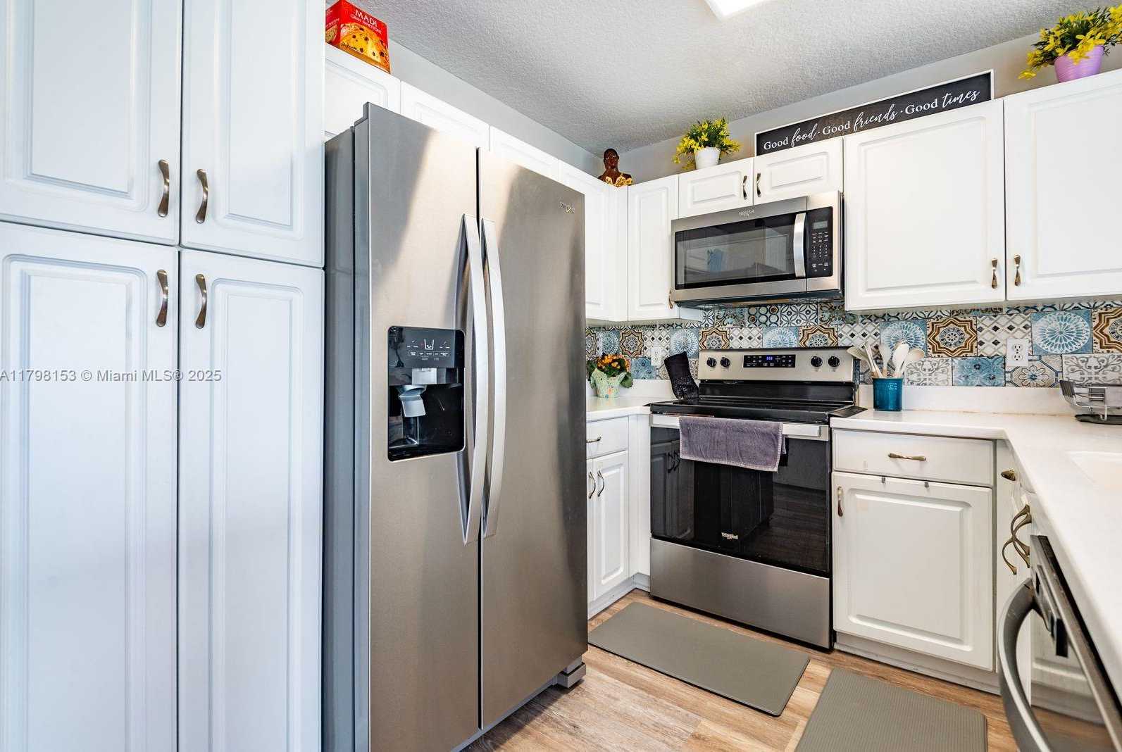 Small Image of 216 NORTH WEST 118TH DR, Coral Springs Number 6