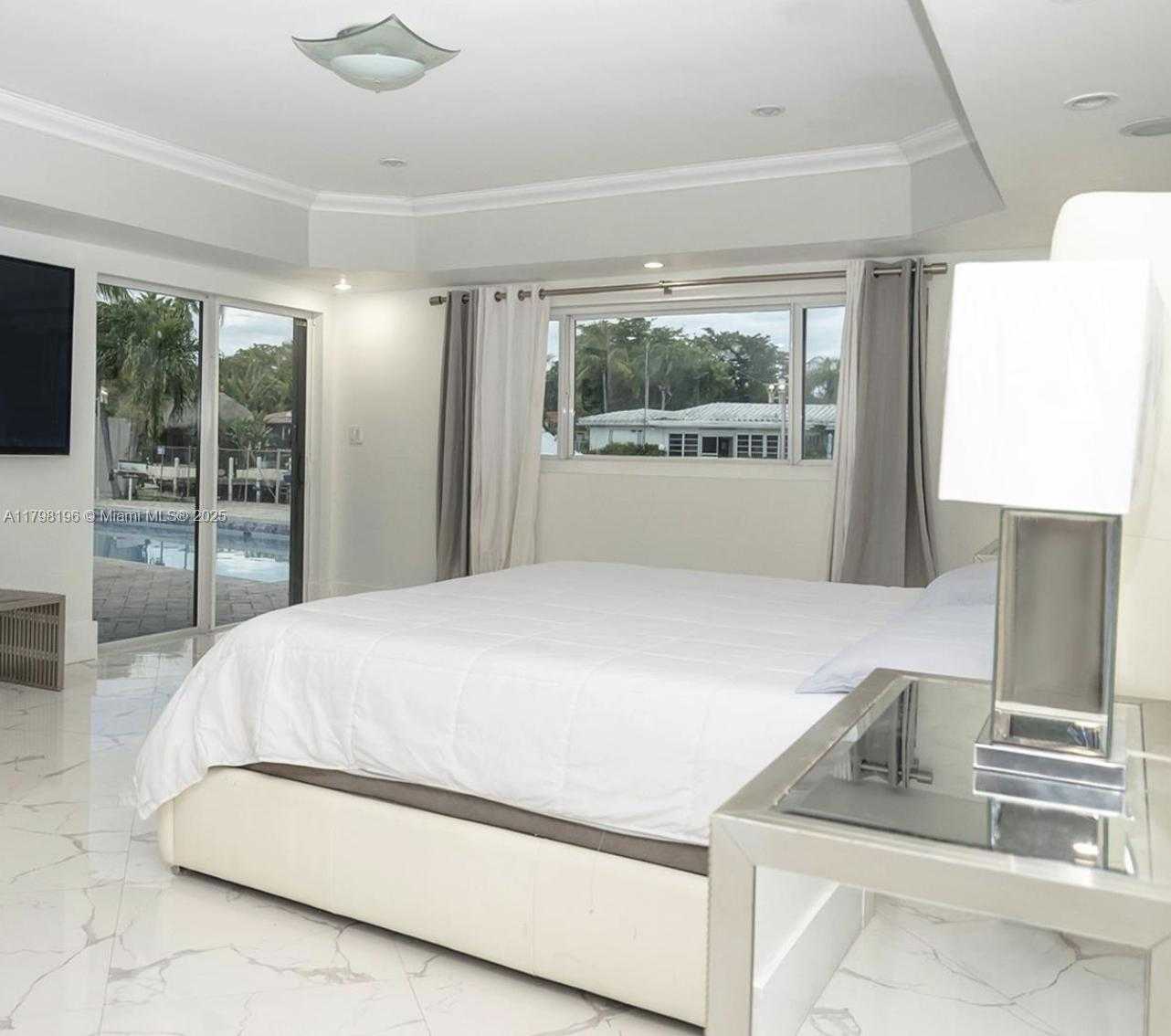 Small Image of 2055 KEYSTONE BLVD, North Miami Number 16