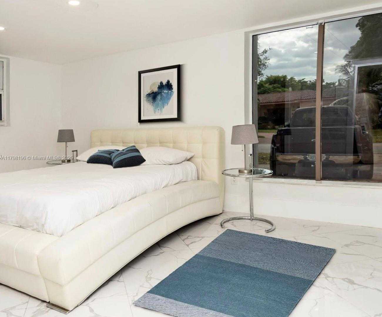 Small Image of 2055 KEYSTONE BLVD, North Miami Number 18