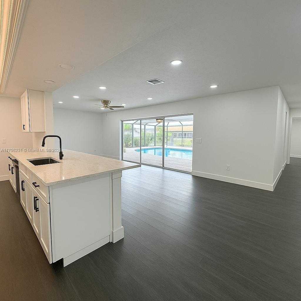 Small Image of 1515 SOUTH EAST 32 TER, Cape Coral Number 27
