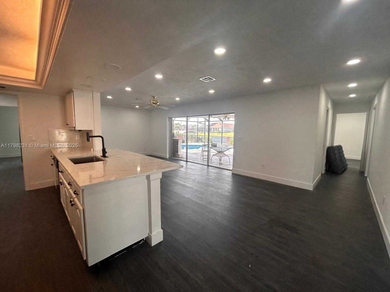 Small Image of 1515 SOUTH EAST 32 TER, Cape Coral Number 6