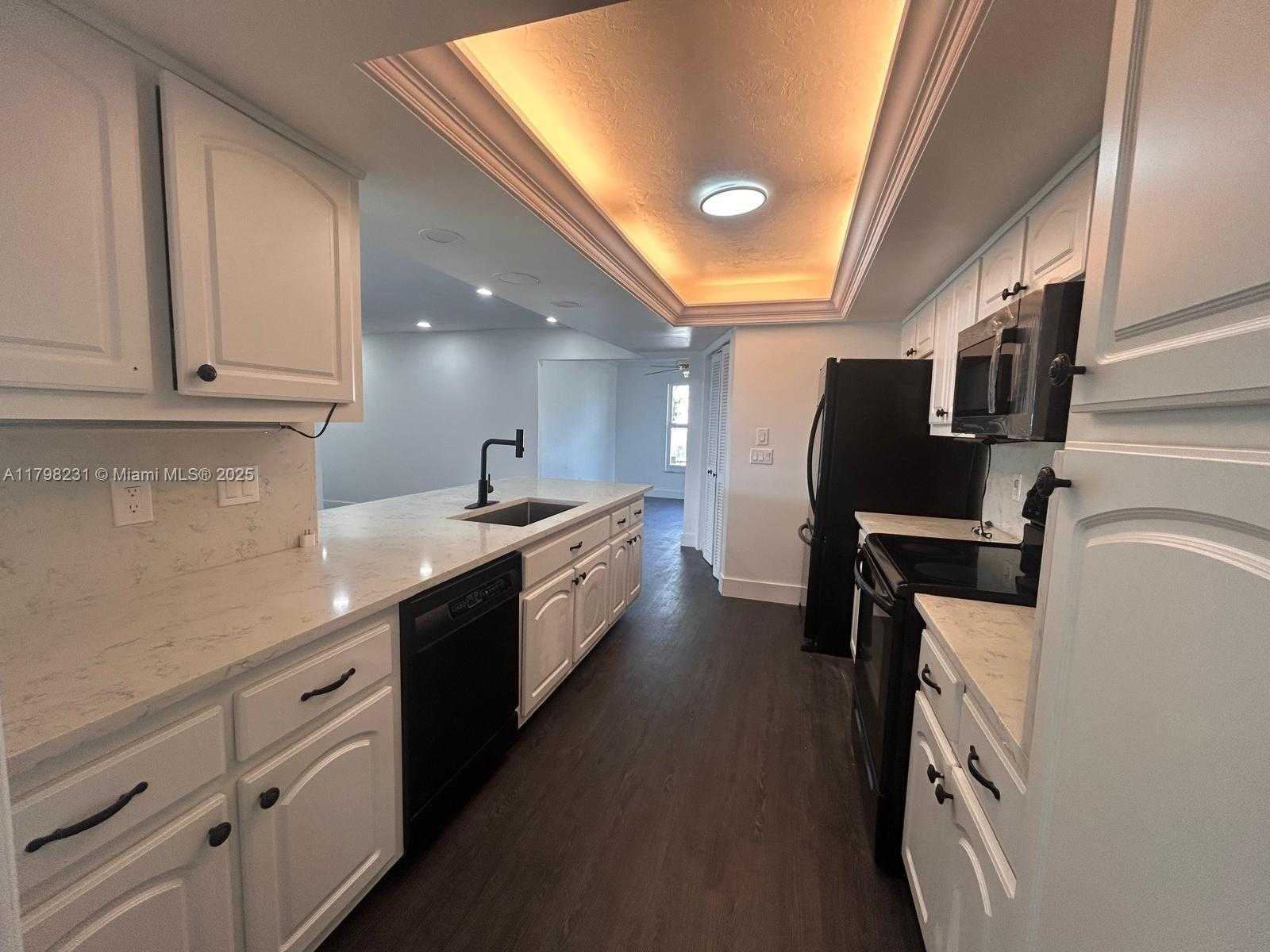 Small Image of 1515 SOUTH EAST 32 TER, Cape Coral Number 7