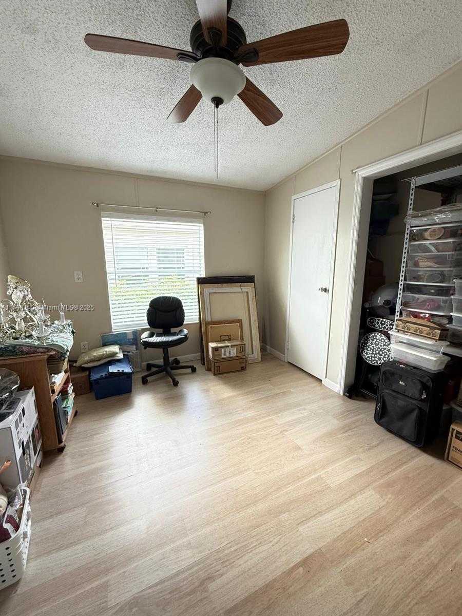 Small Image of 19800 SW 180th Ave, Miami, FL 33187, USA Number 12