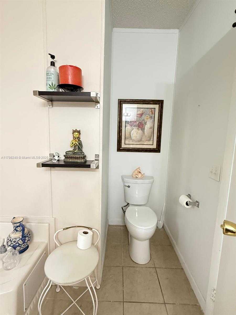 Small Image of 19800 SW 180th Ave, Miami, FL 33187, USA Number 18