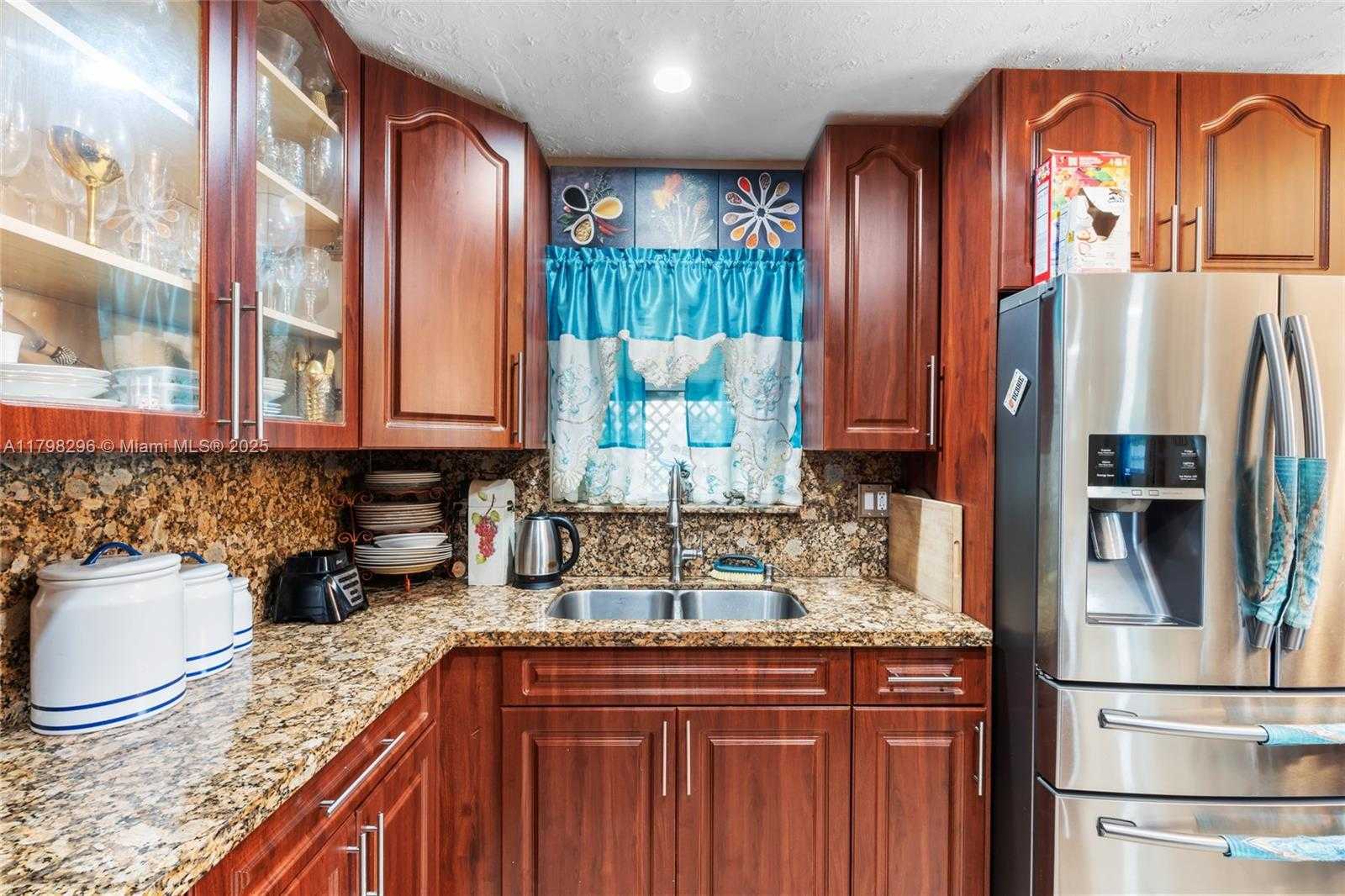 Small Image of 11415 SOUTH WEST 226TH ST, Miami Number 15