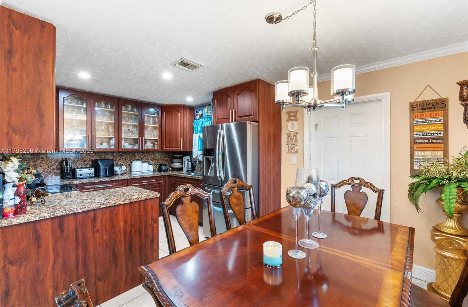 Small Image of 11415 SOUTH WEST 226TH ST, Miami Number 18