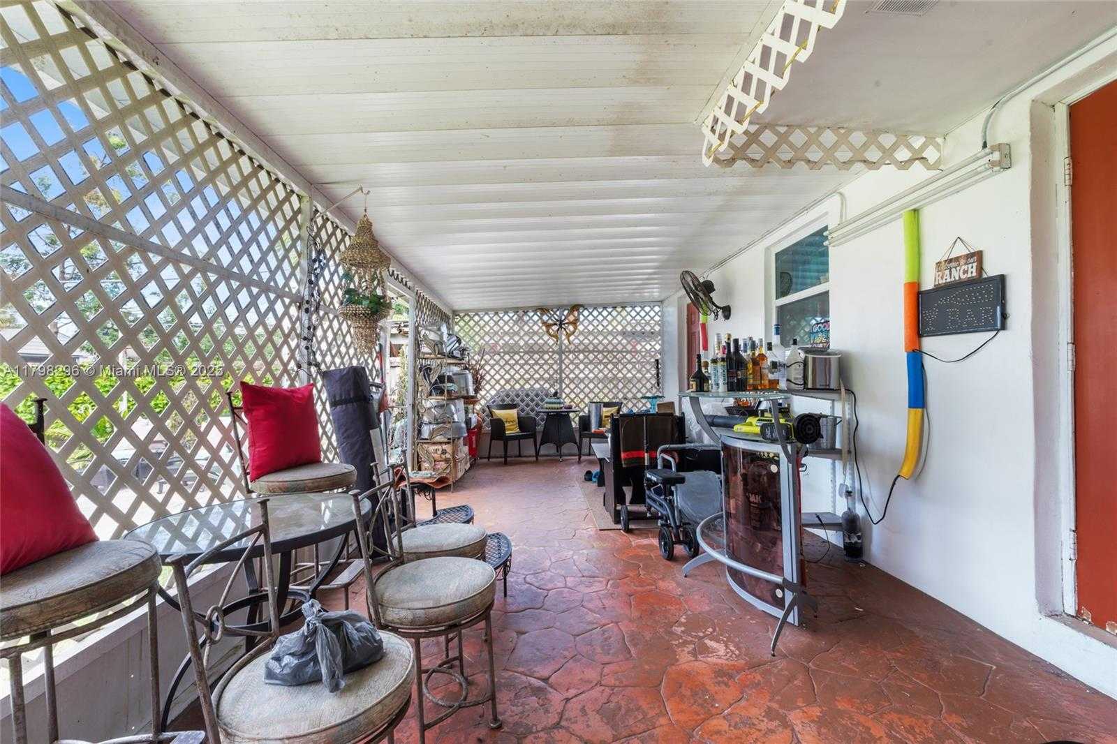 Small Image of 11415 SOUTH WEST 226TH ST, Miami Number 26
