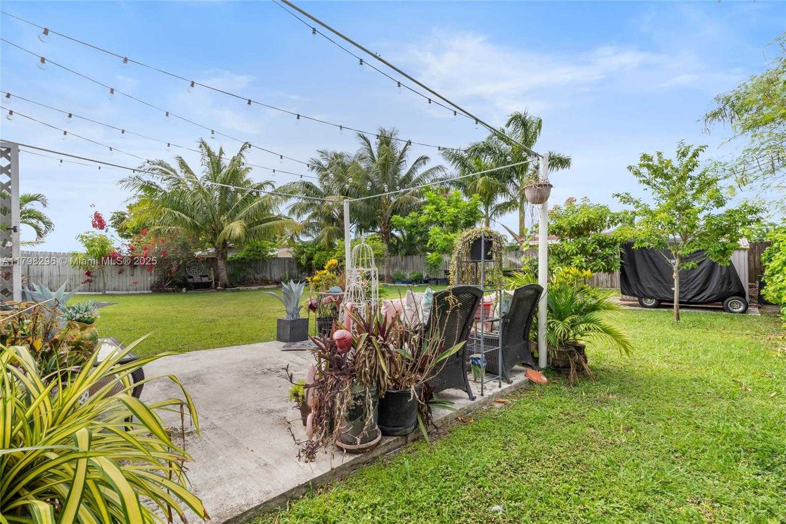 Small Image of 11415 SOUTH WEST 226TH ST, Miami Number 28