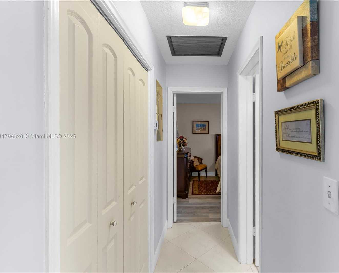 Small Image of 7185 EAST TROPICAL WAY, Plantation Number 24