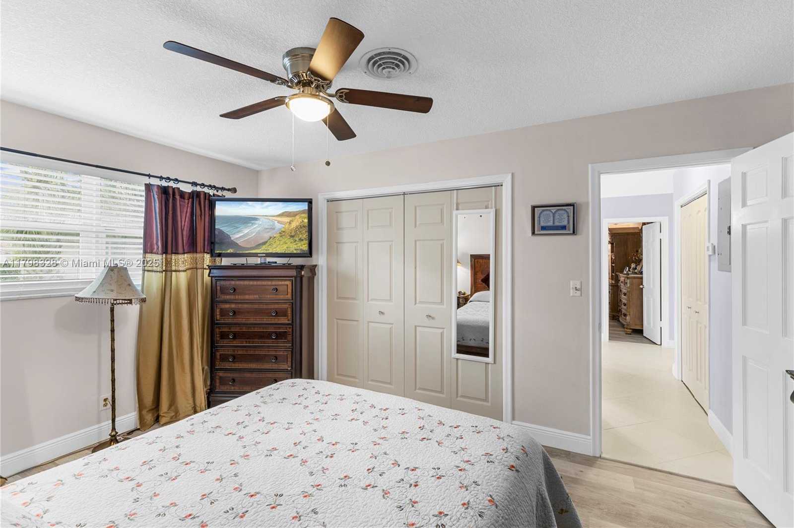 Small Image of 7185 EAST TROPICAL WAY, Plantation Number 27