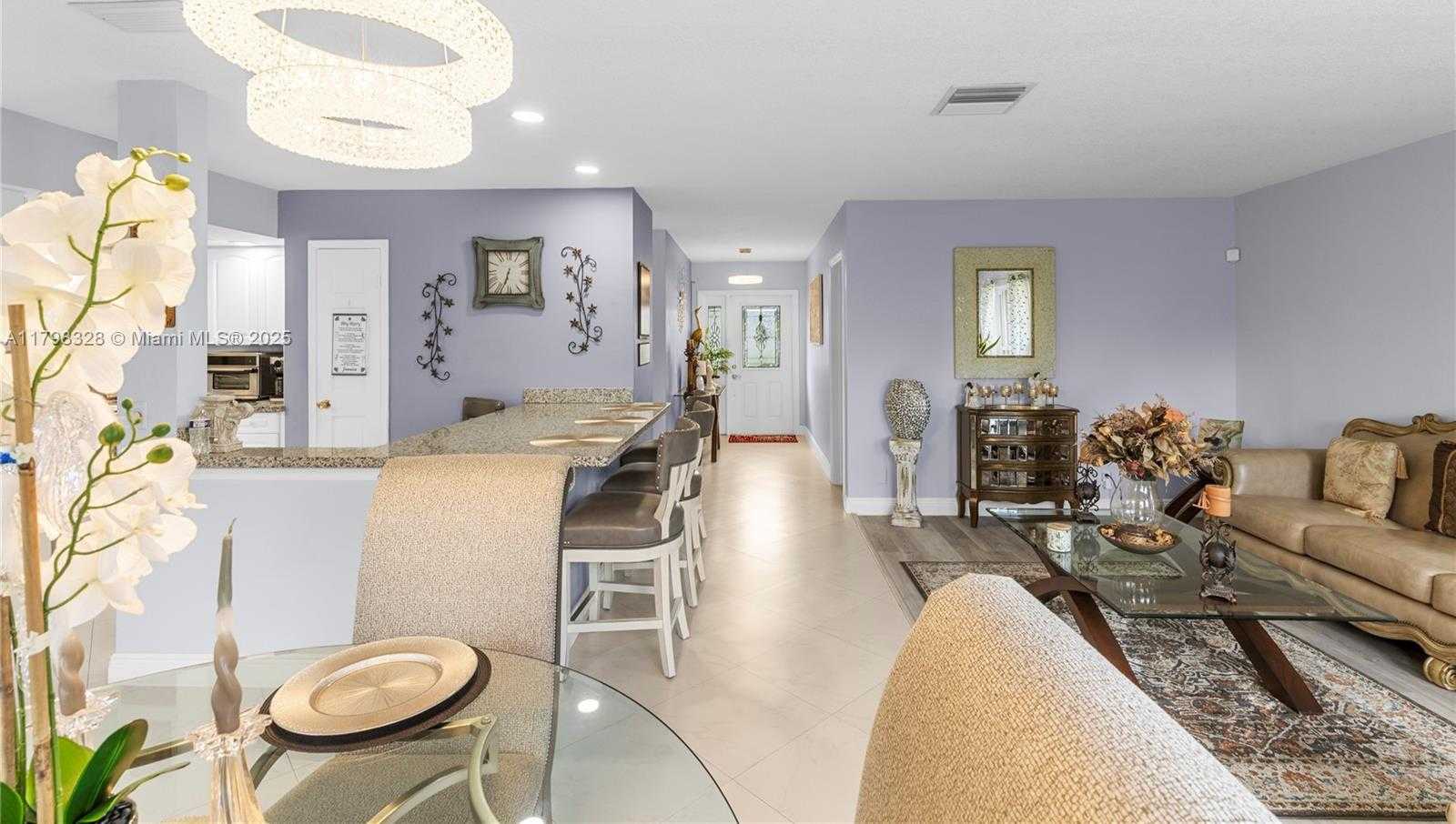 Small Image of 7185 EAST TROPICAL WAY, Plantation Number 9