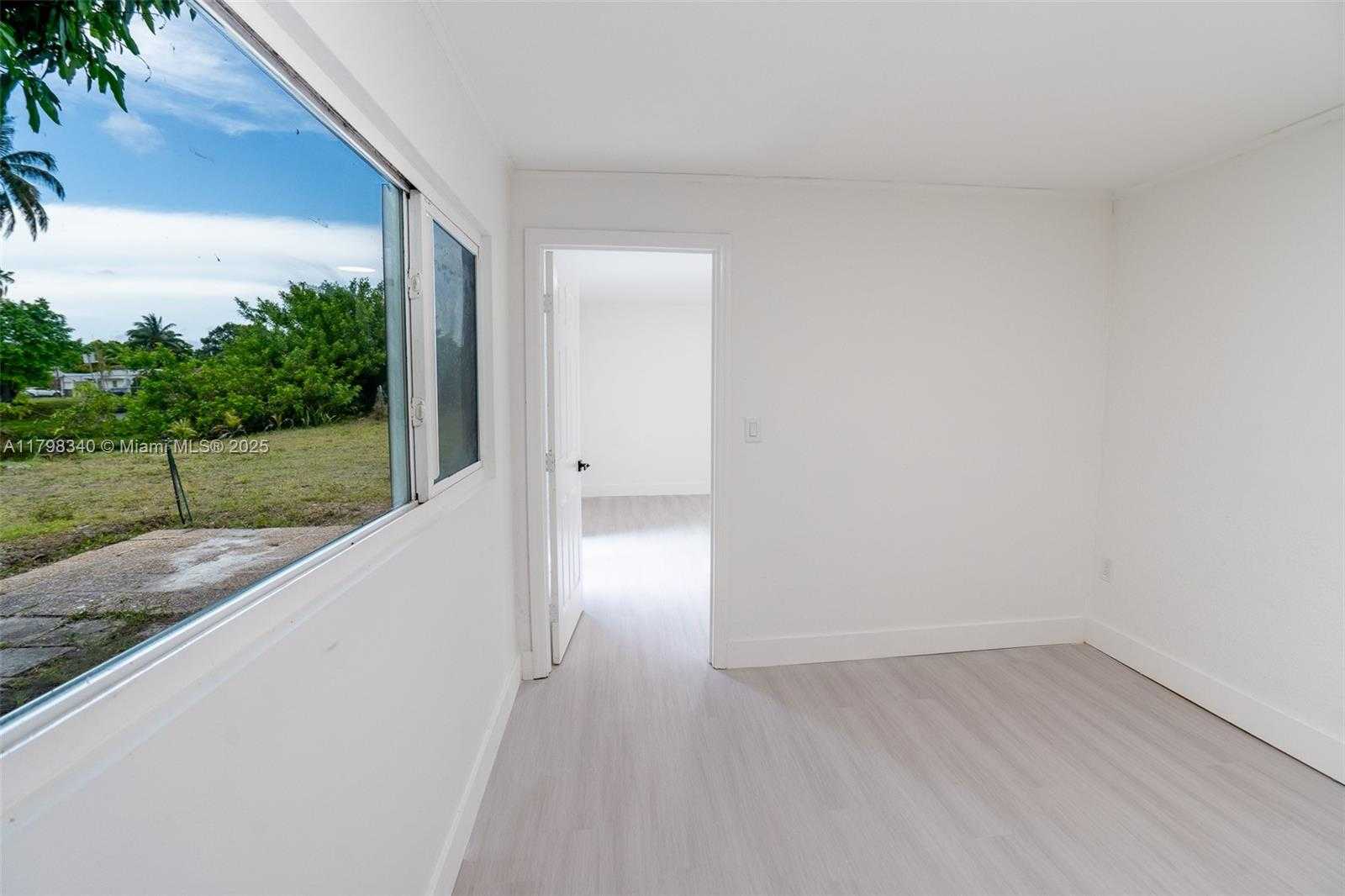 Small Image of 3531 NORTH WEST 26TH ST, Lauderdale Lakes Number 13