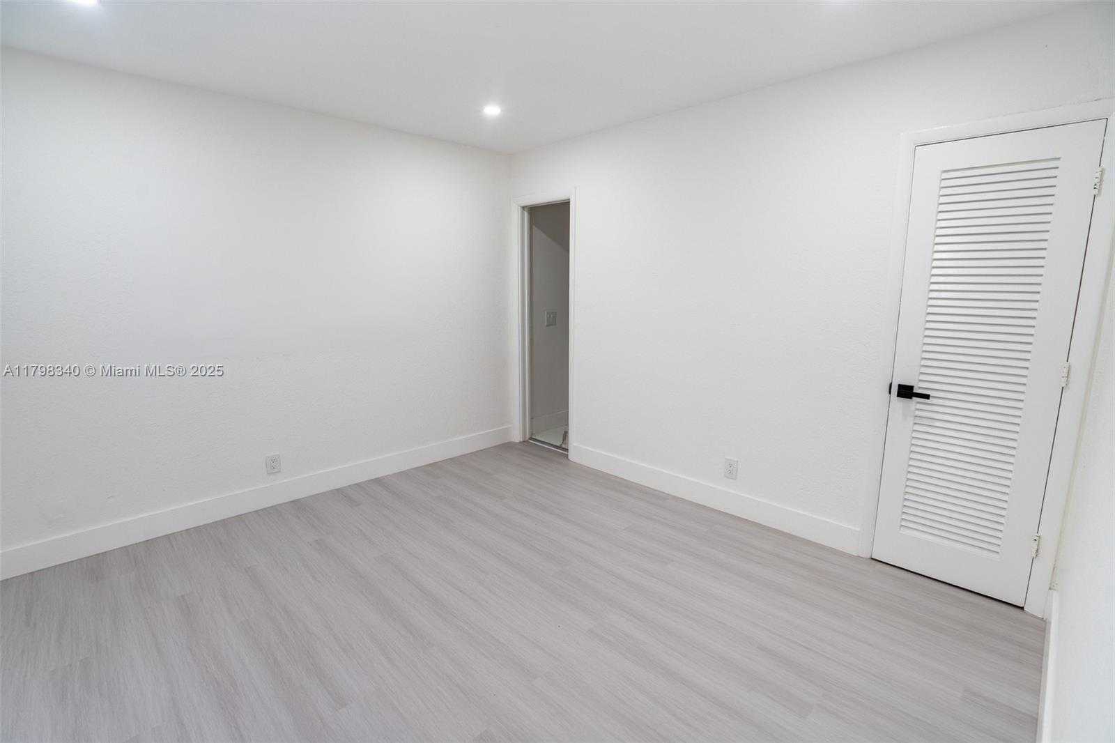 Small Image of 3531 NORTH WEST 26TH ST, Lauderdale Lakes Number 20