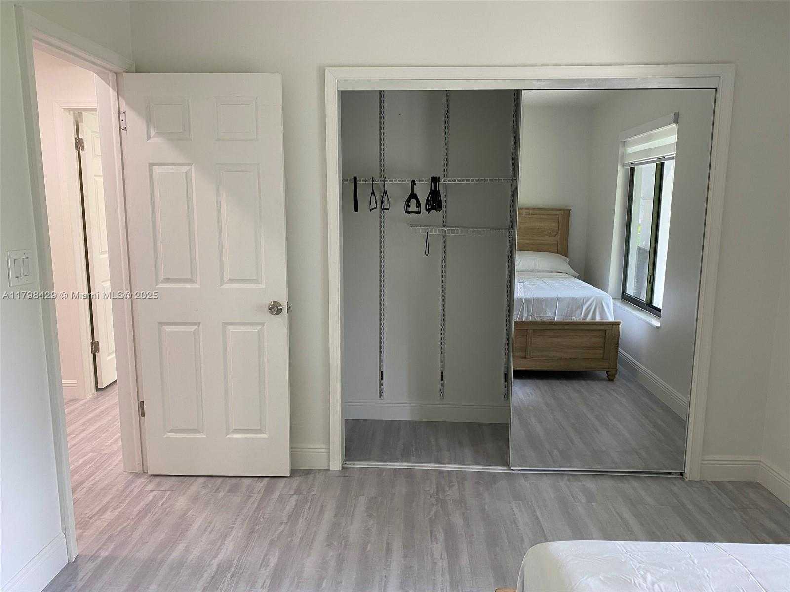 Small Image of 810 SOUTH WEST 66TH AVE, Plantation Number 19