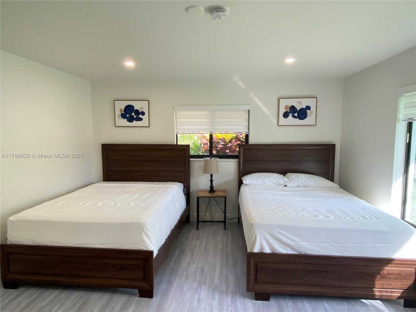 Small Image of 810 SOUTH WEST 66TH AVE, Plantation Number 20