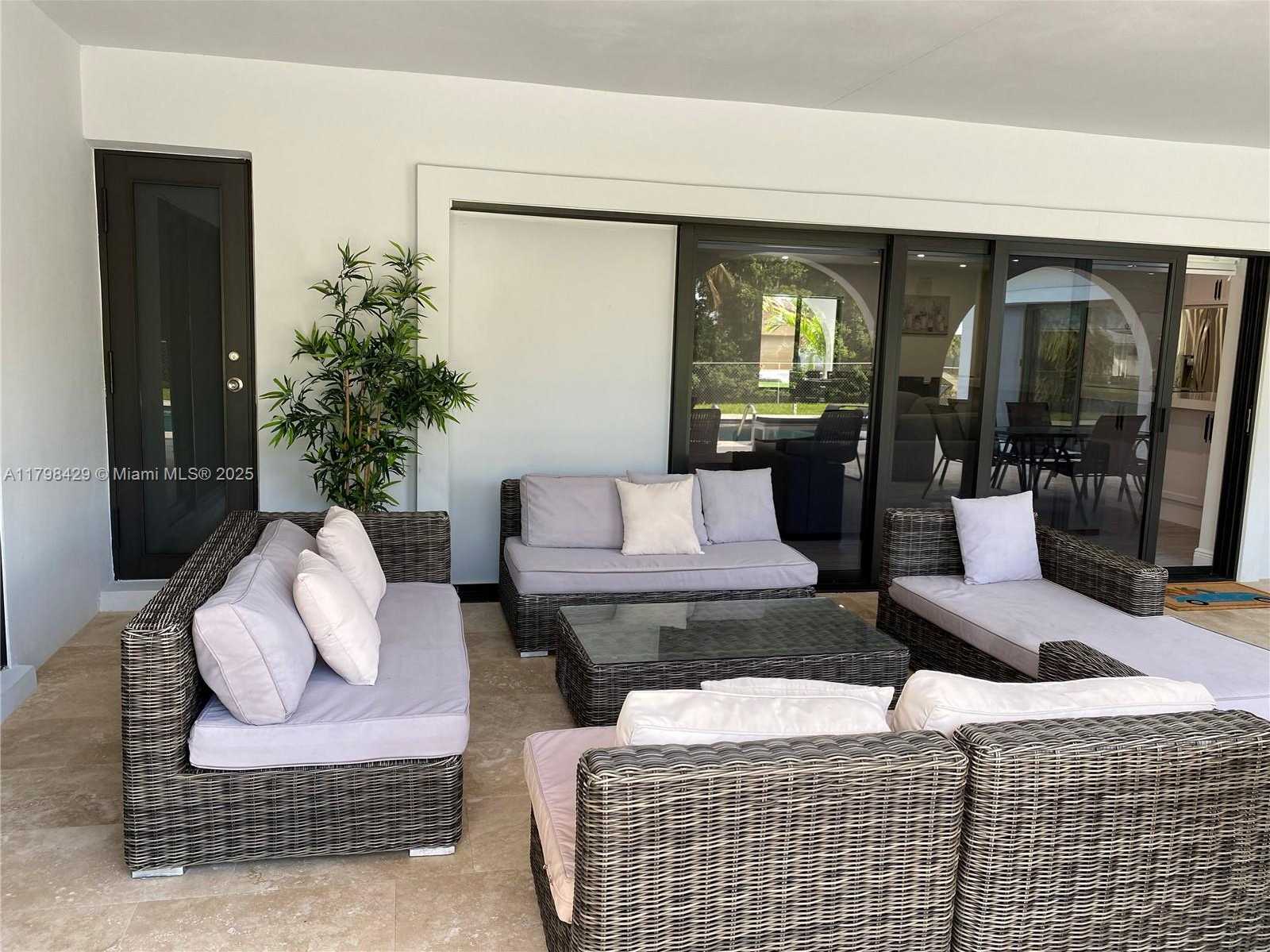 Small Image of 810 SOUTH WEST 66TH AVE, Plantation Number 28