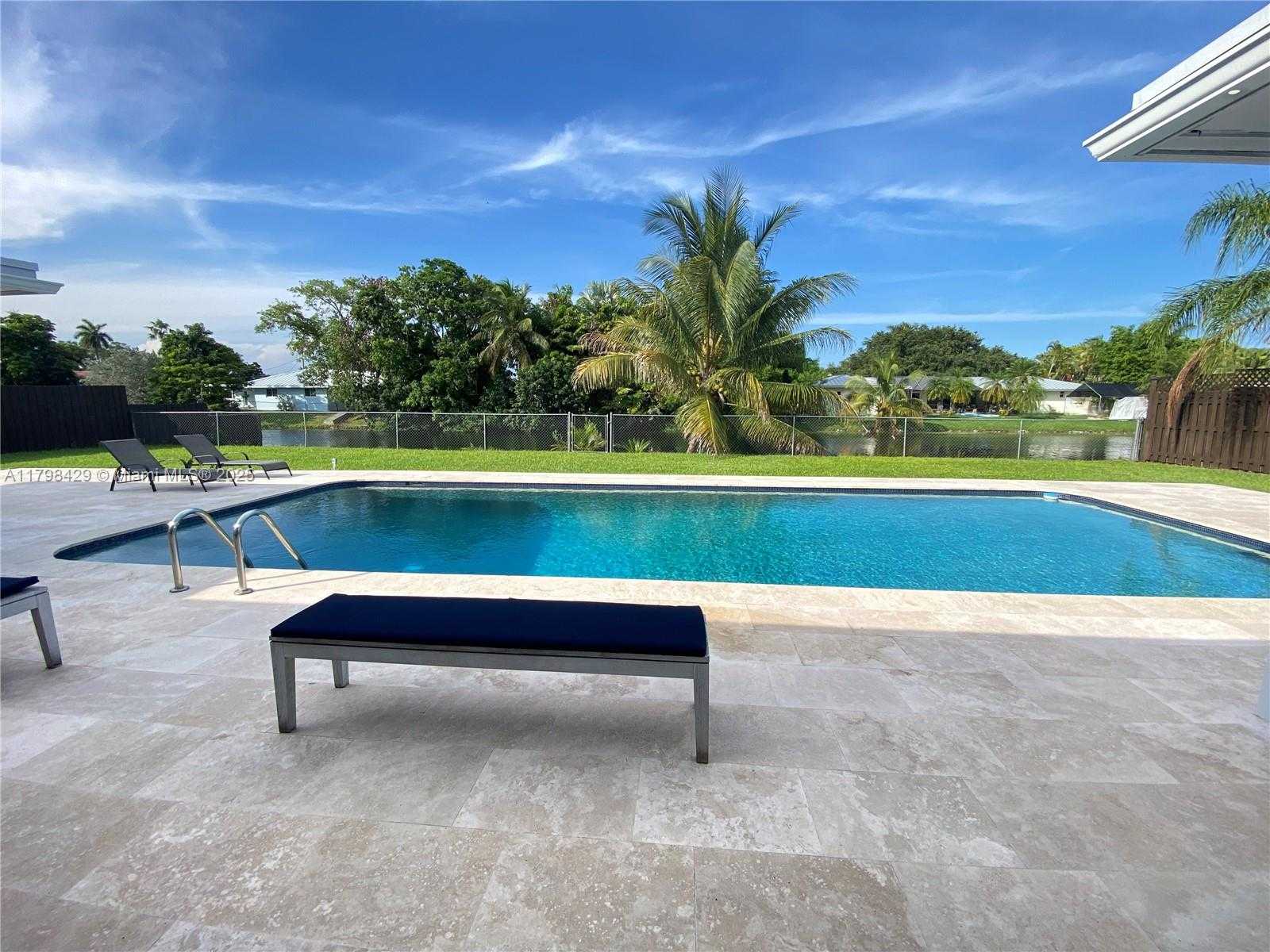 Small Image of 810 SOUTH WEST 66TH AVE, Plantation Number 31