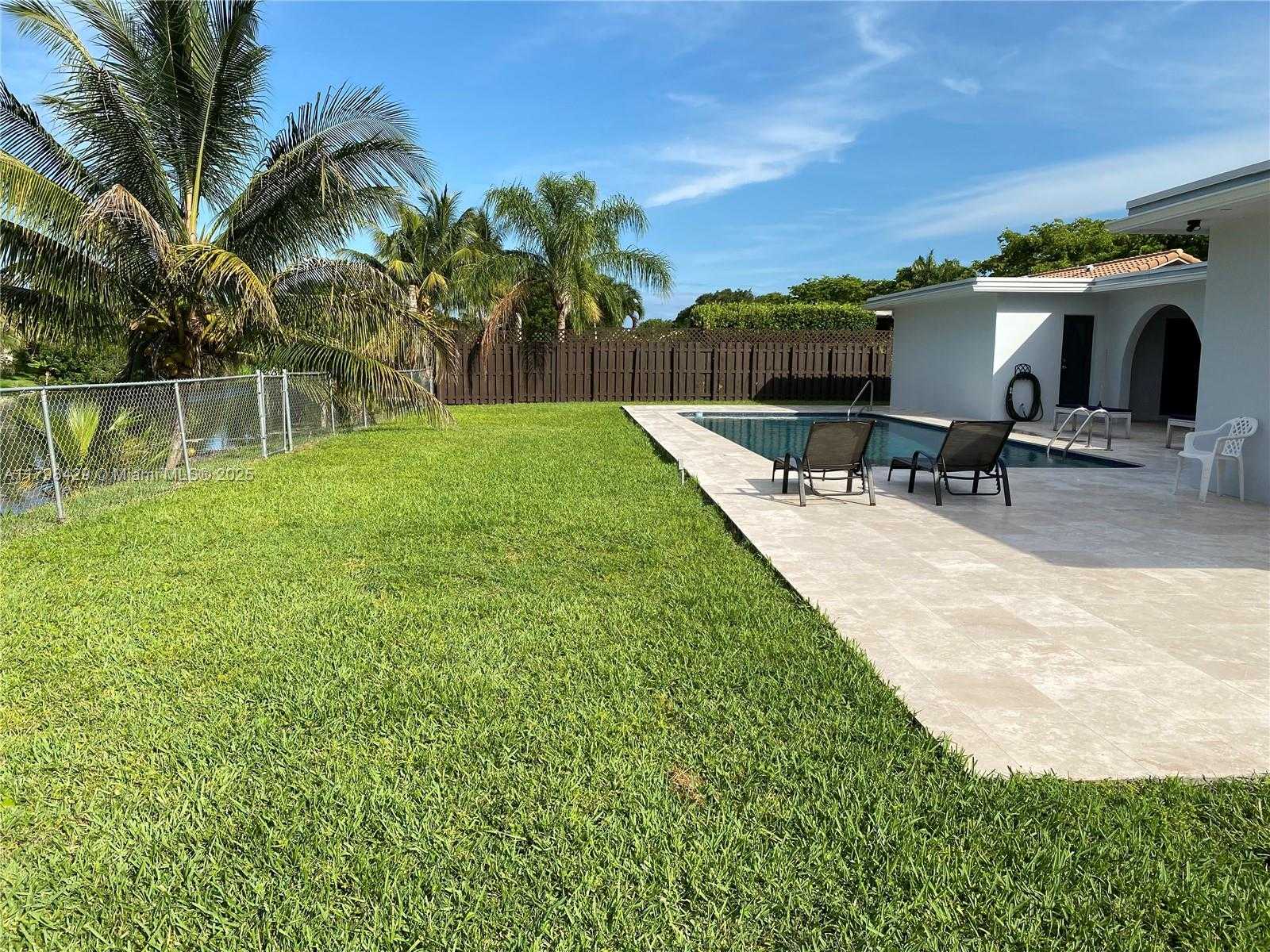 Small Image of 810 SOUTH WEST 66TH AVE, Plantation Number 36
