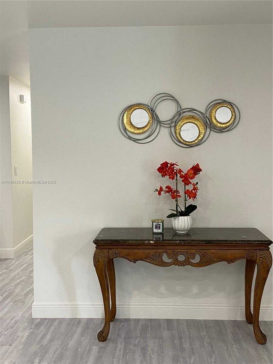 Small Image of 810 SOUTH WEST 66TH AVE, Plantation Number 7