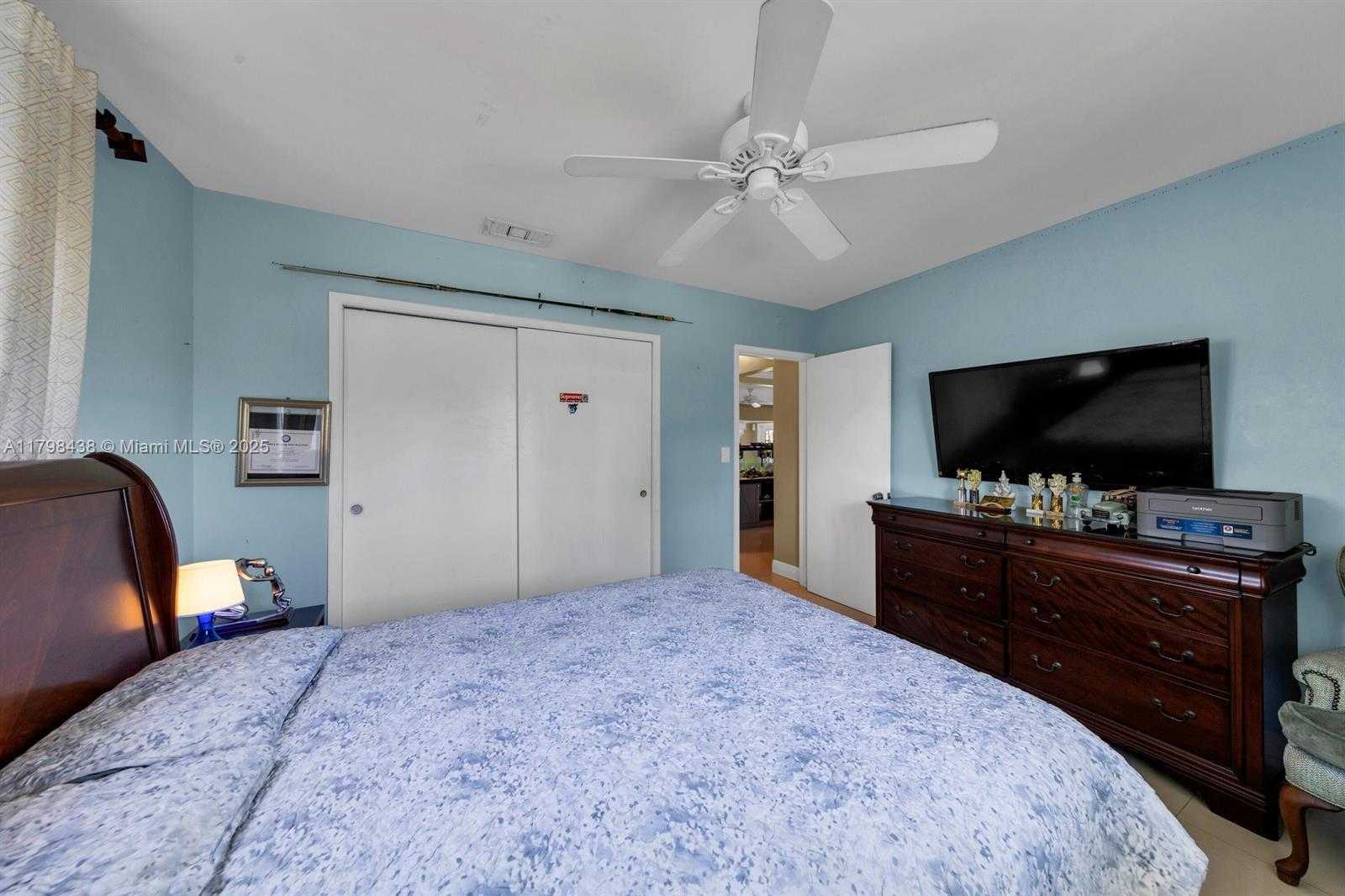 Small Image of 4221 NORTH EAST 16TH AVE, Oakland Park Number 28
