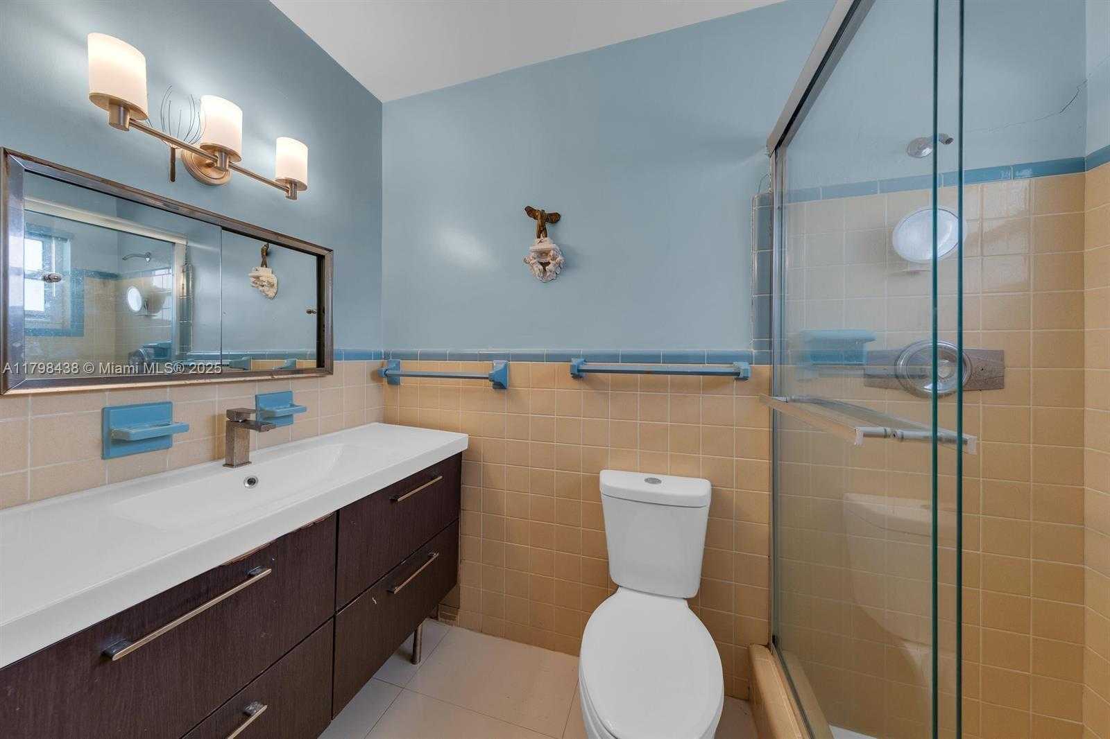 Small Image of 4221 NORTH EAST 16TH AVE, Oakland Park Number 35
