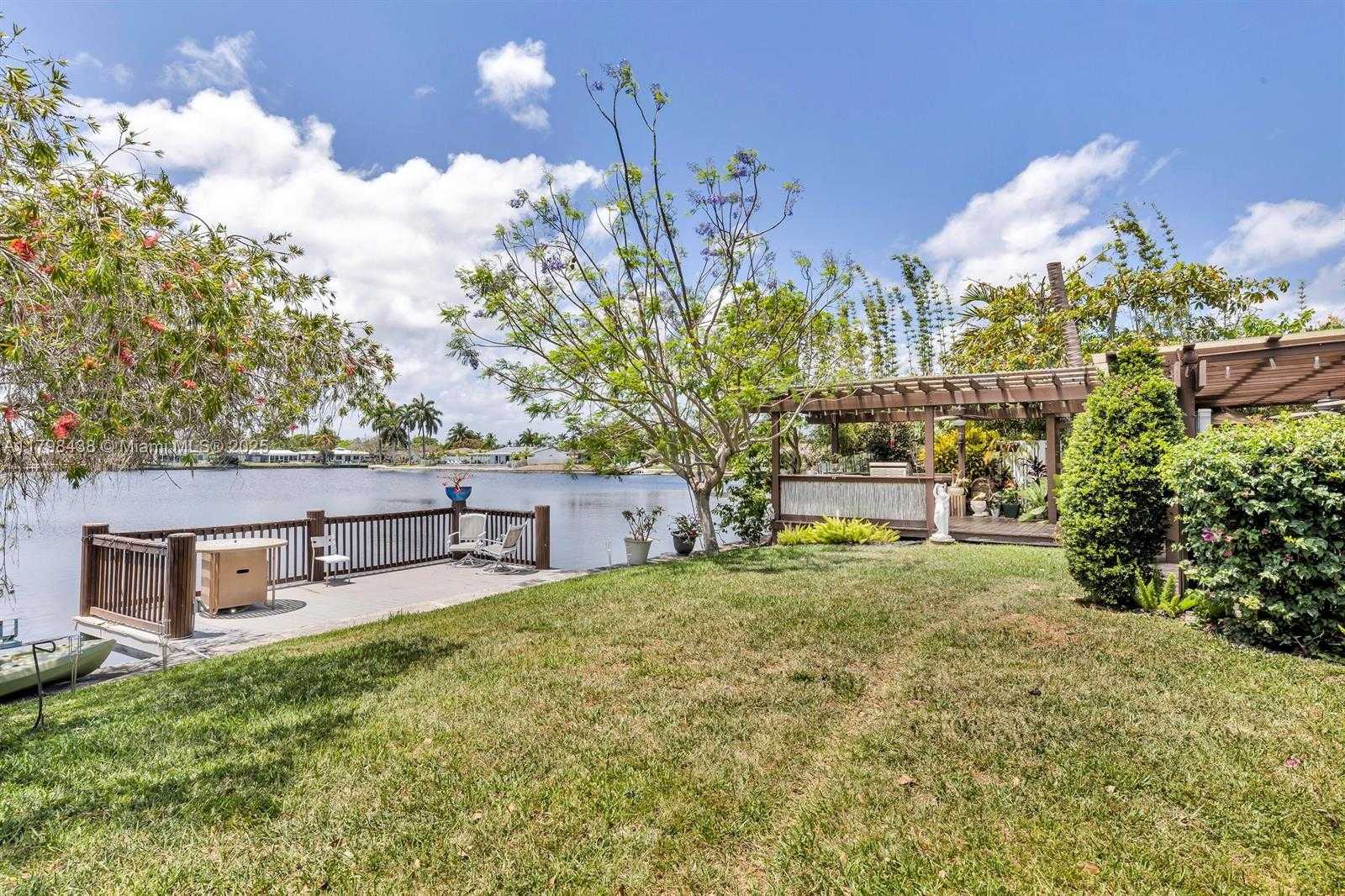 Small Image of 4221 NORTH EAST 16TH AVE, Oakland Park Number 43