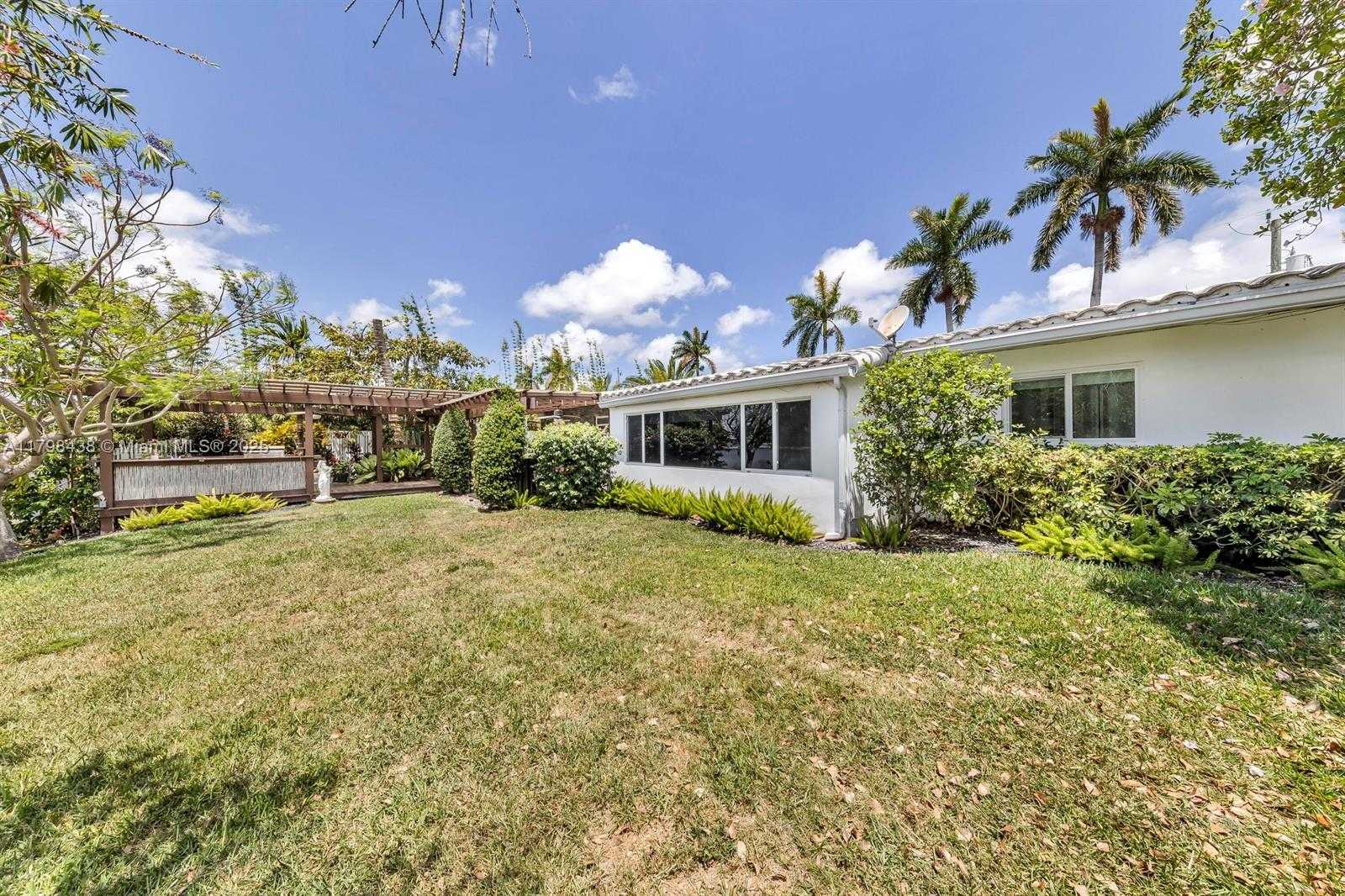 Small Image of 4221 NORTH EAST 16TH AVE, Oakland Park Number 44