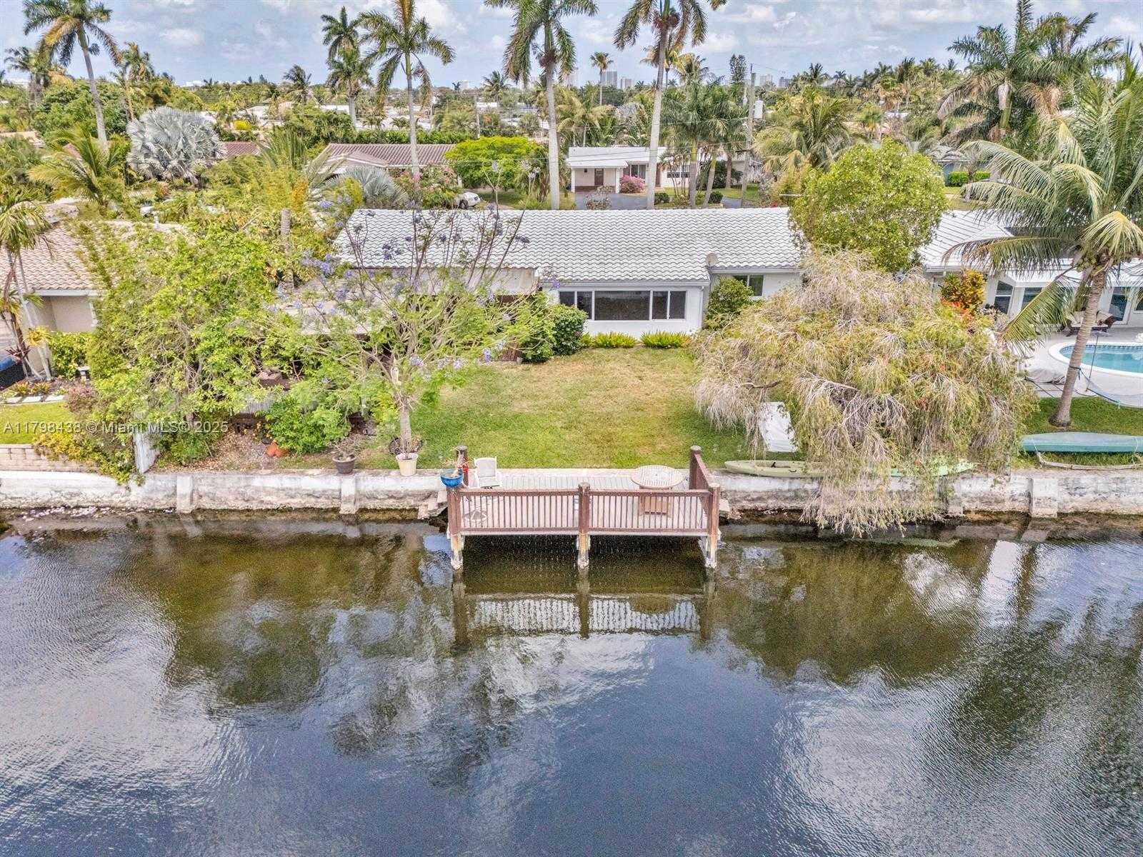 Small Image of 4221 NORTH EAST 16TH AVE, Oakland Park Number 5