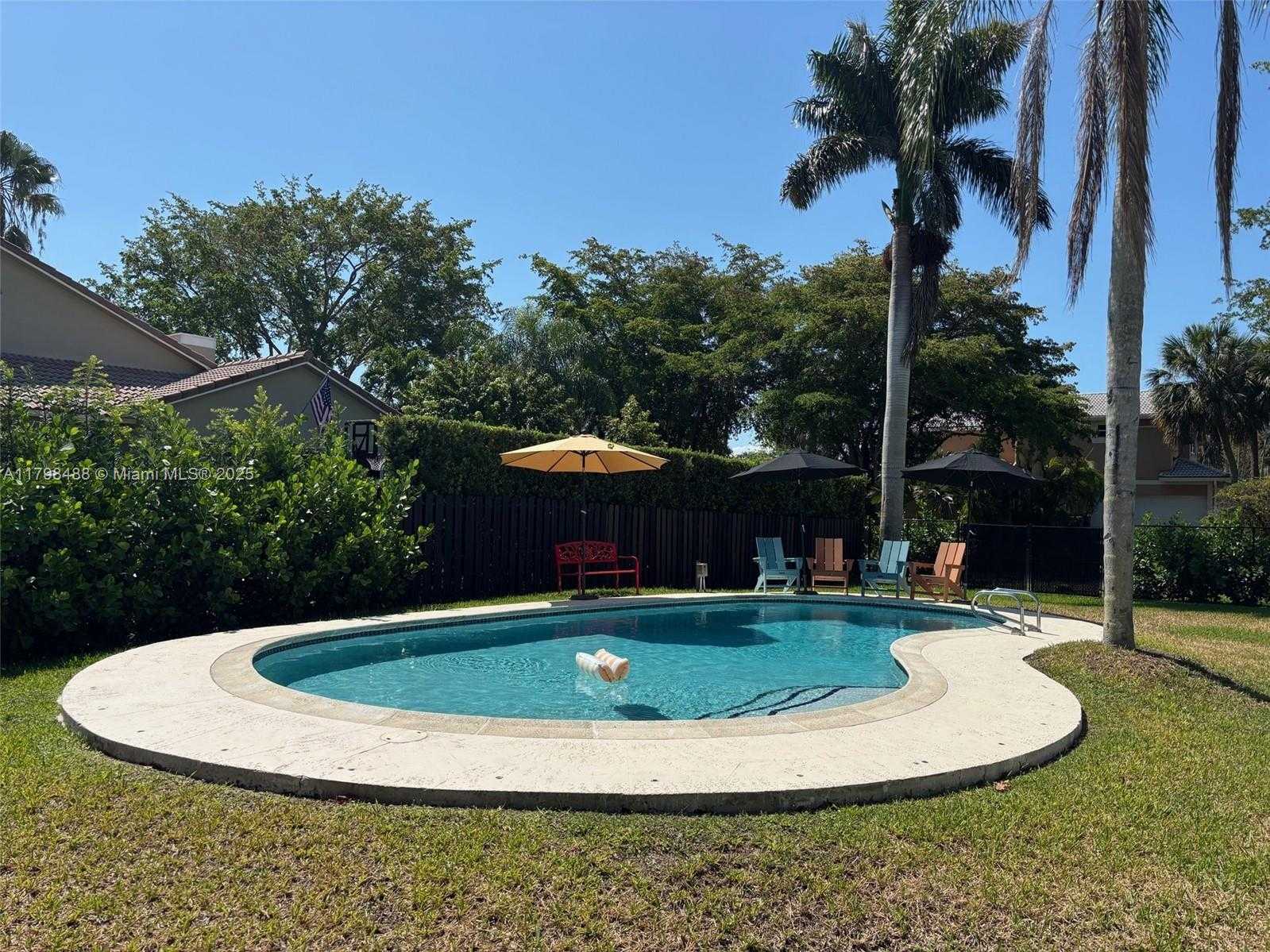 Small Image of 16195 SOUTH WEST 78TH AVE, Palmetto Bay Number 21