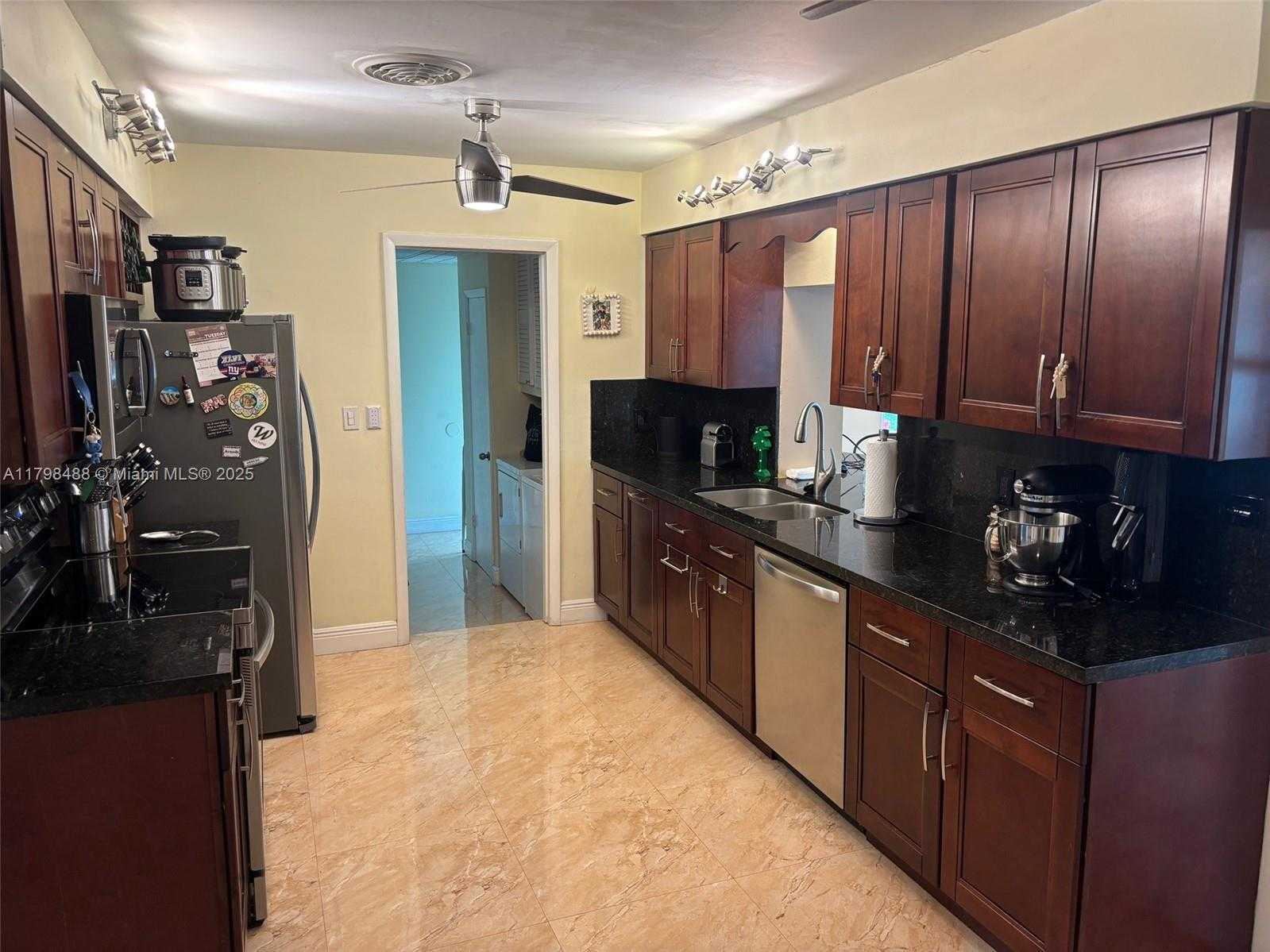 Small Image of 16195 SOUTH WEST 78TH AVE, Palmetto Bay Number 5