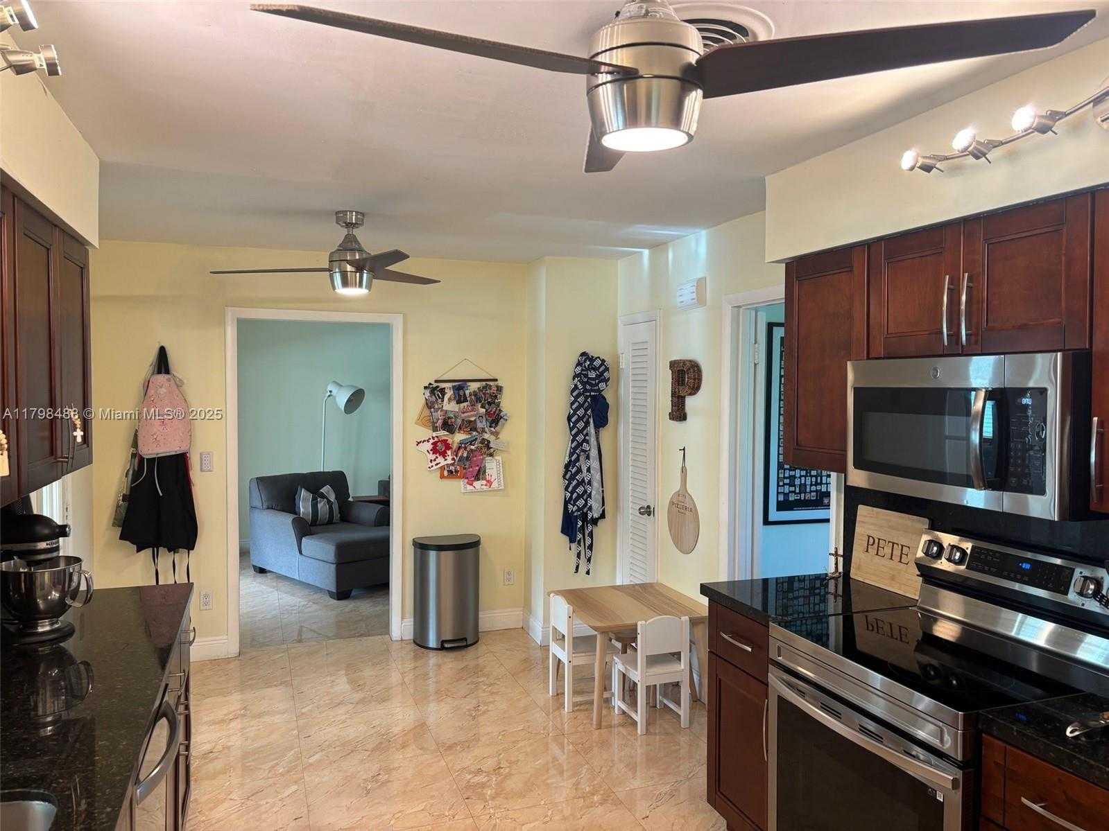 Small Image of 16195 SOUTH WEST 78TH AVE, Palmetto Bay Number 6