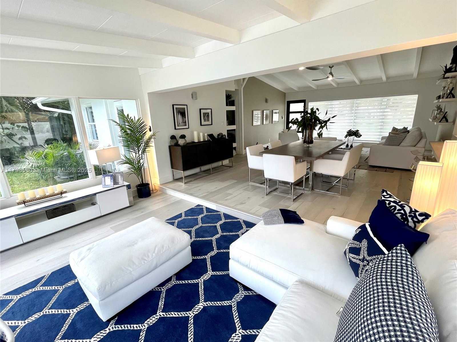 Small Image of 2424 TORTUGAS LN, Fort Lauderdale Number 22