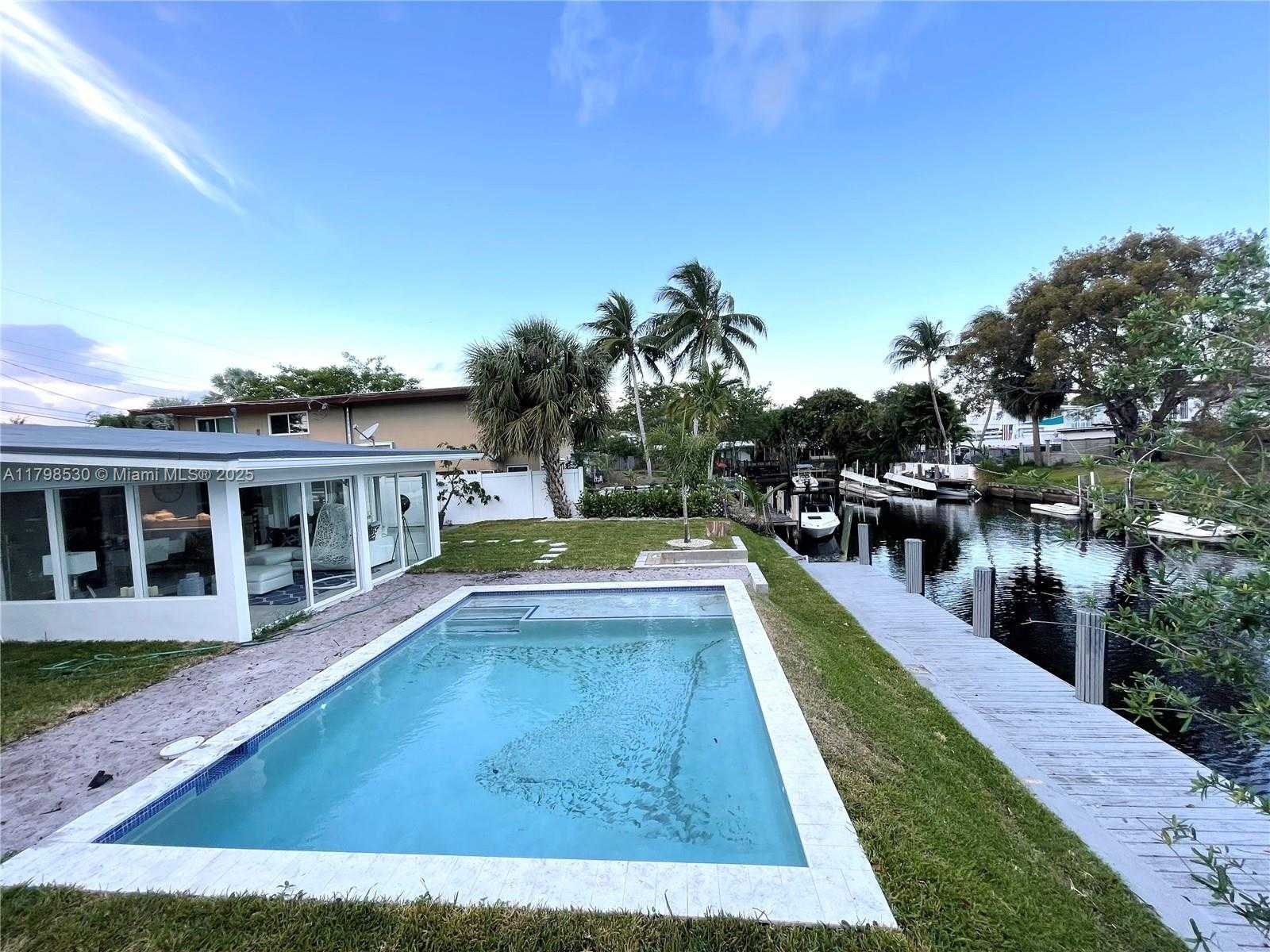 Small Image of 2424 TORTUGAS LN, Fort Lauderdale Number 50