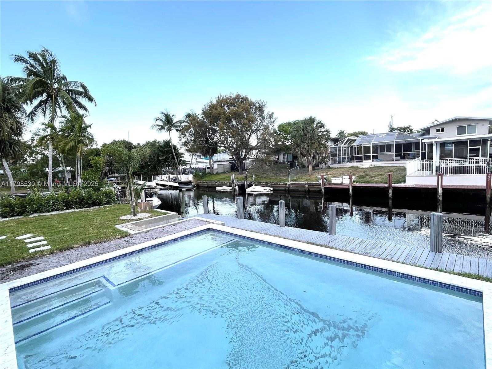 Small Image of 2424 TORTUGAS LN, Fort Lauderdale Number 52
