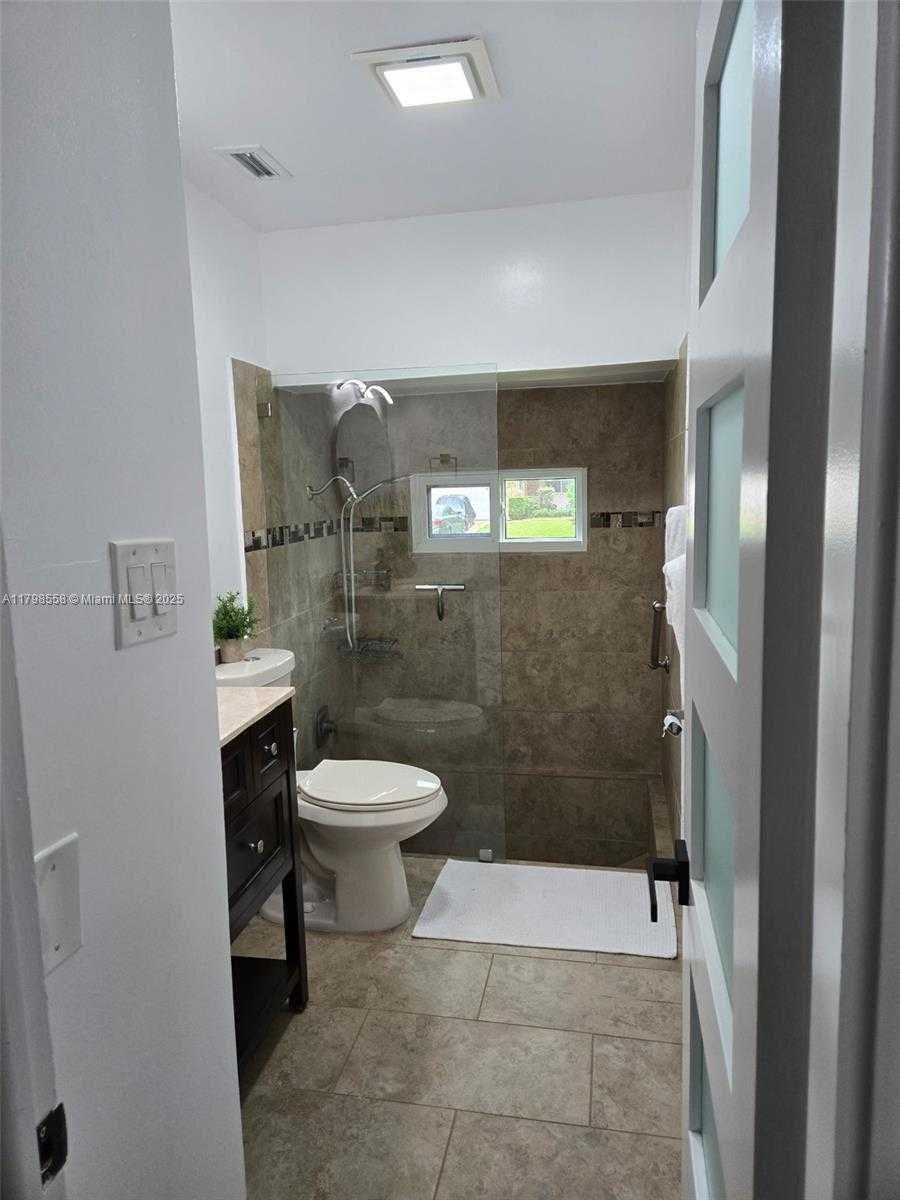 Small Image of 3705 NORTH WEST 82ND AVE, Coral Springs Number 23