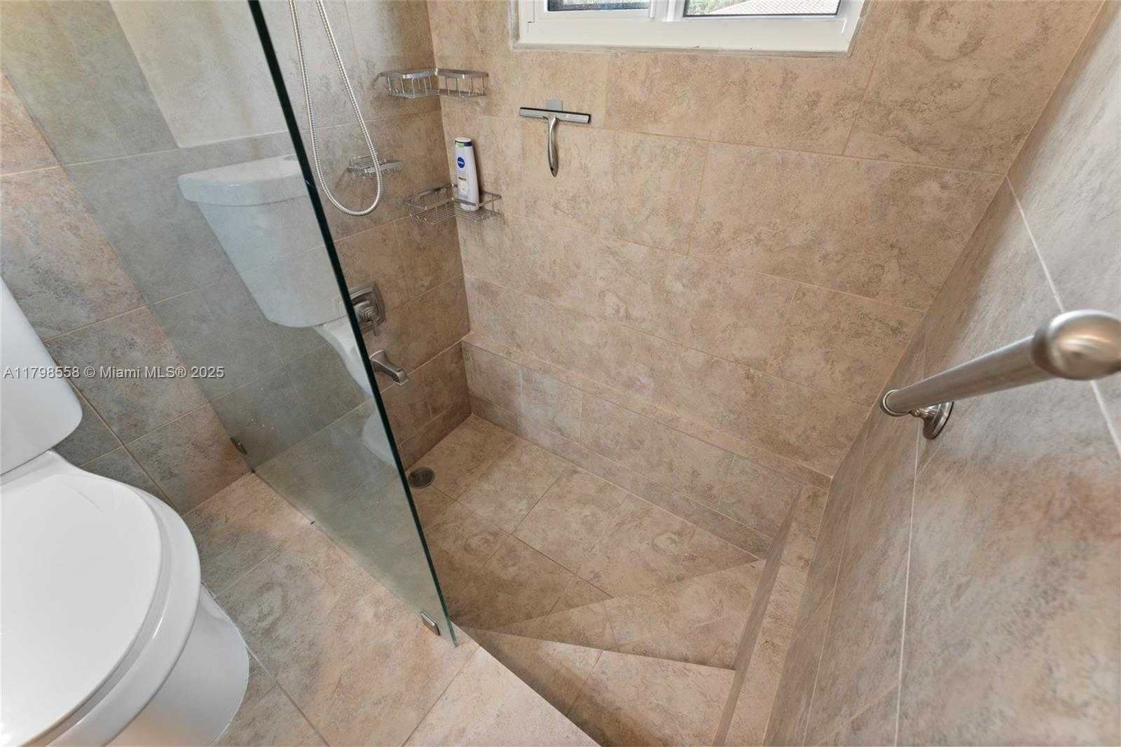 Small Image of 3705 NORTH WEST 82ND AVE, Coral Springs Number 25