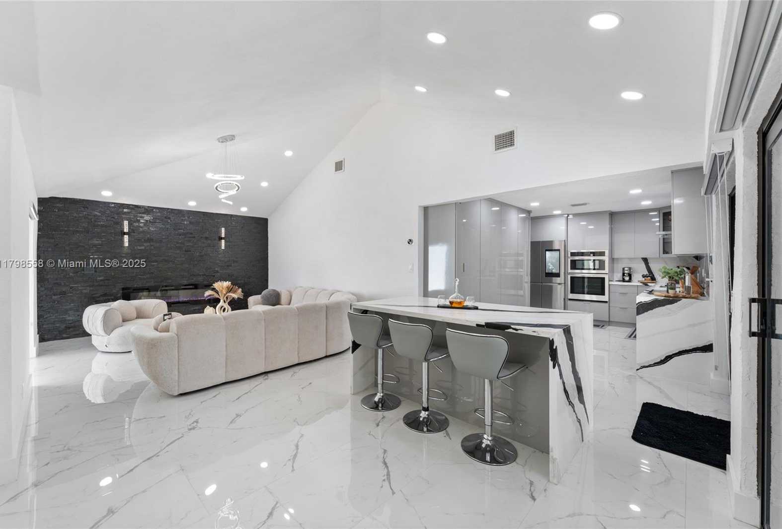 Small Image of 3705 NORTH WEST 82ND AVE, Coral Springs Number 7