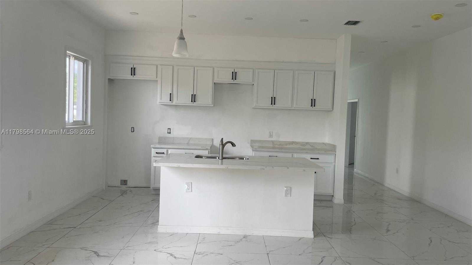 Small Image of 640 SOUTH WEST 12TH AVE, Homestead Number 17