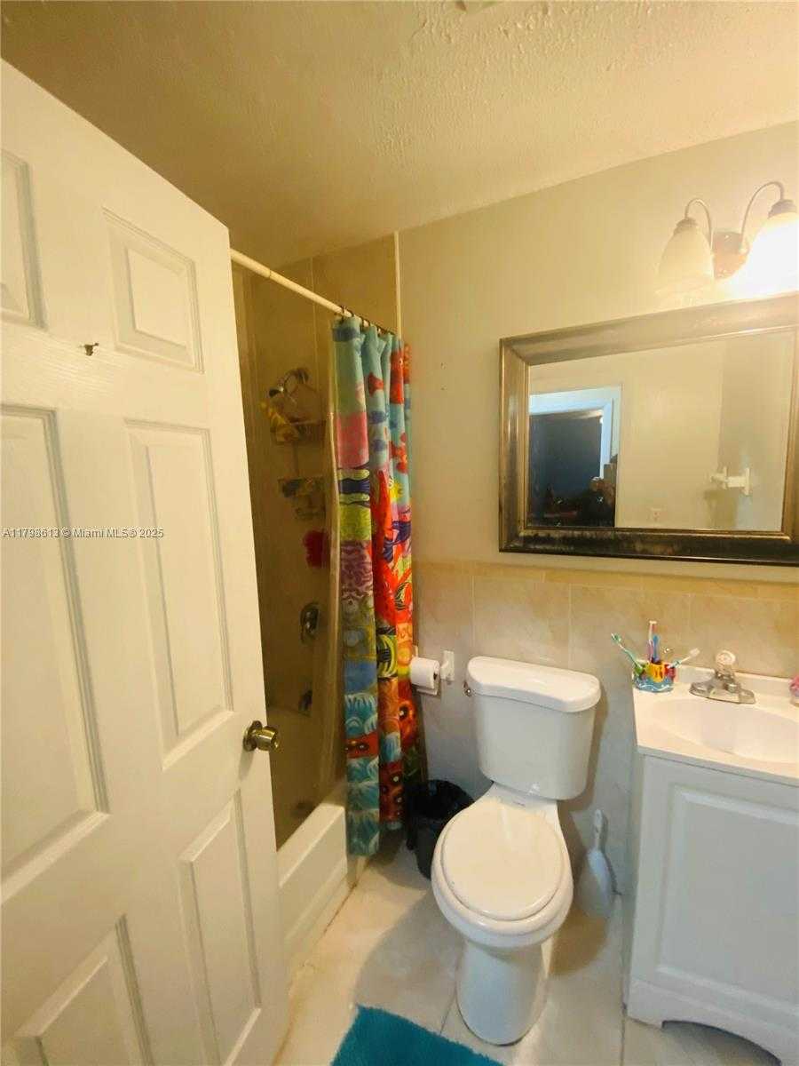 Small Image of 8130 SOUTH WEST 7TH CT, North Lauderdale Number 14