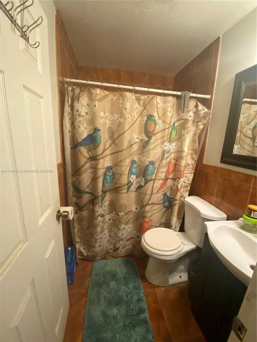 Small Image of 8130 SOUTH WEST 7TH CT, North Lauderdale Number 17