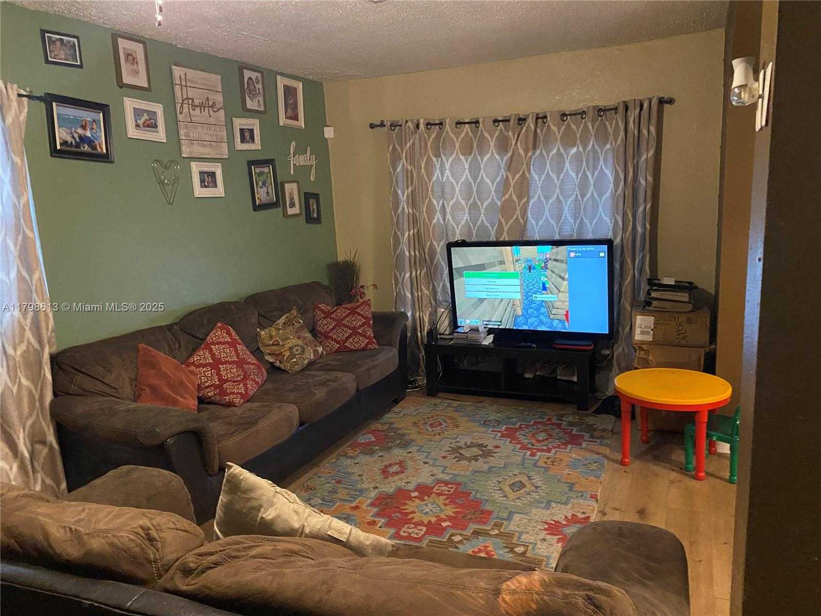 Small Image of 8130 SOUTH WEST 7TH CT, North Lauderdale Number 3