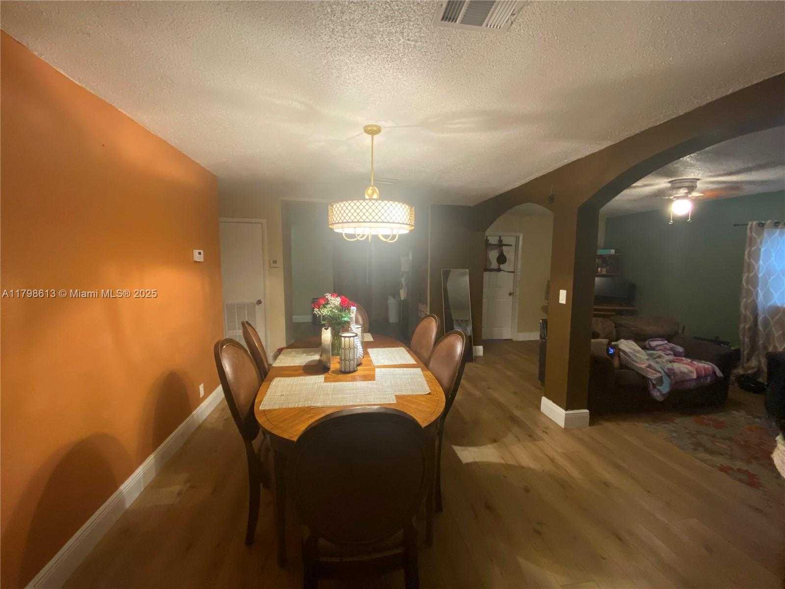 Small Image of 8130 SOUTH WEST 7TH CT, North Lauderdale Number 6