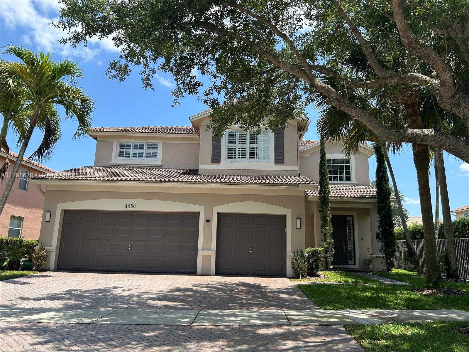 Small Image of 4450 LAUREL PL, Weston Number 2